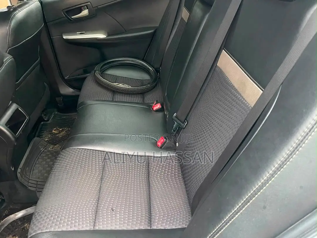 Toyota Camry 2013 Silver
