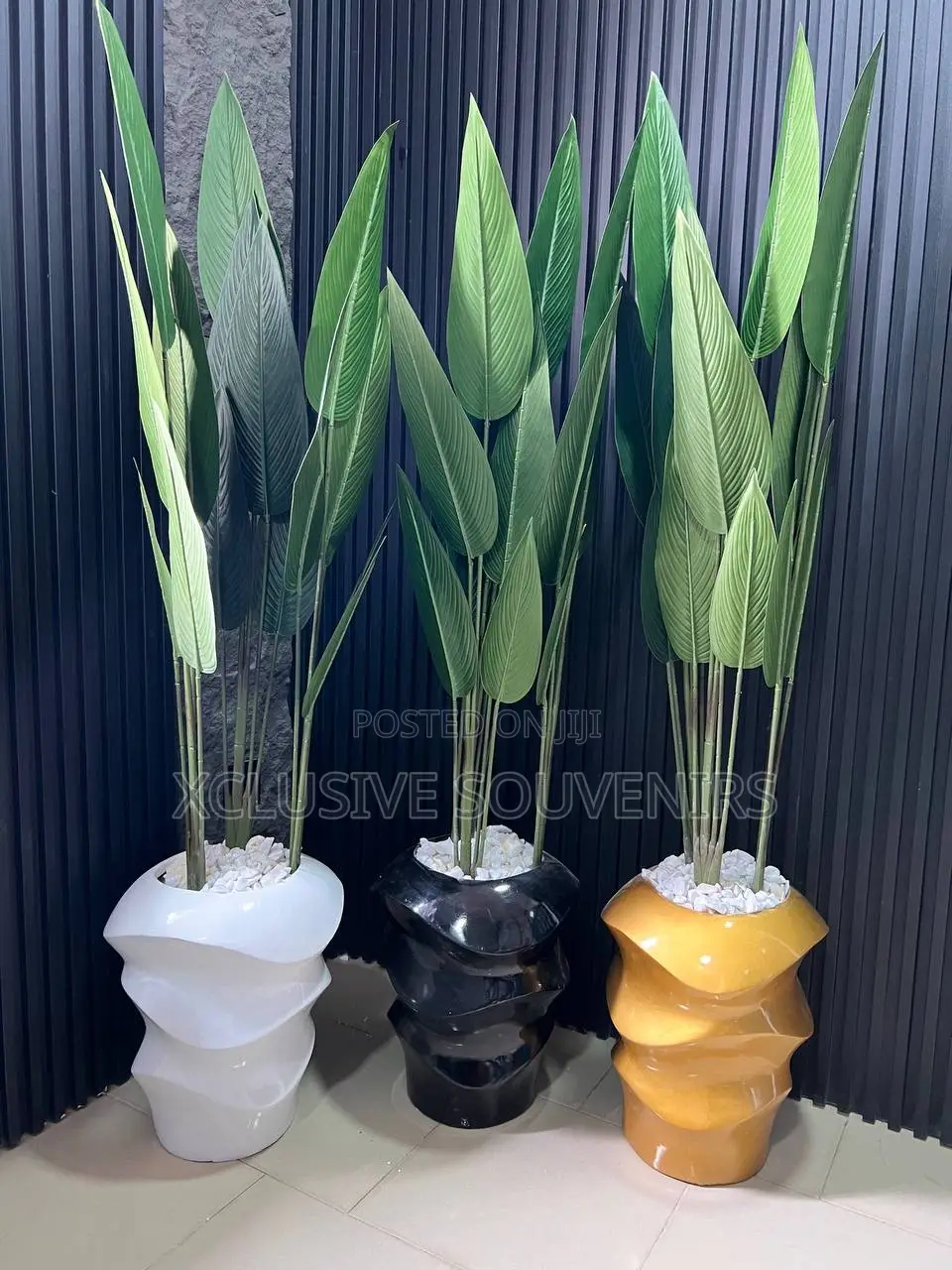 Unique Gold Fiber Potted Realistic Plant