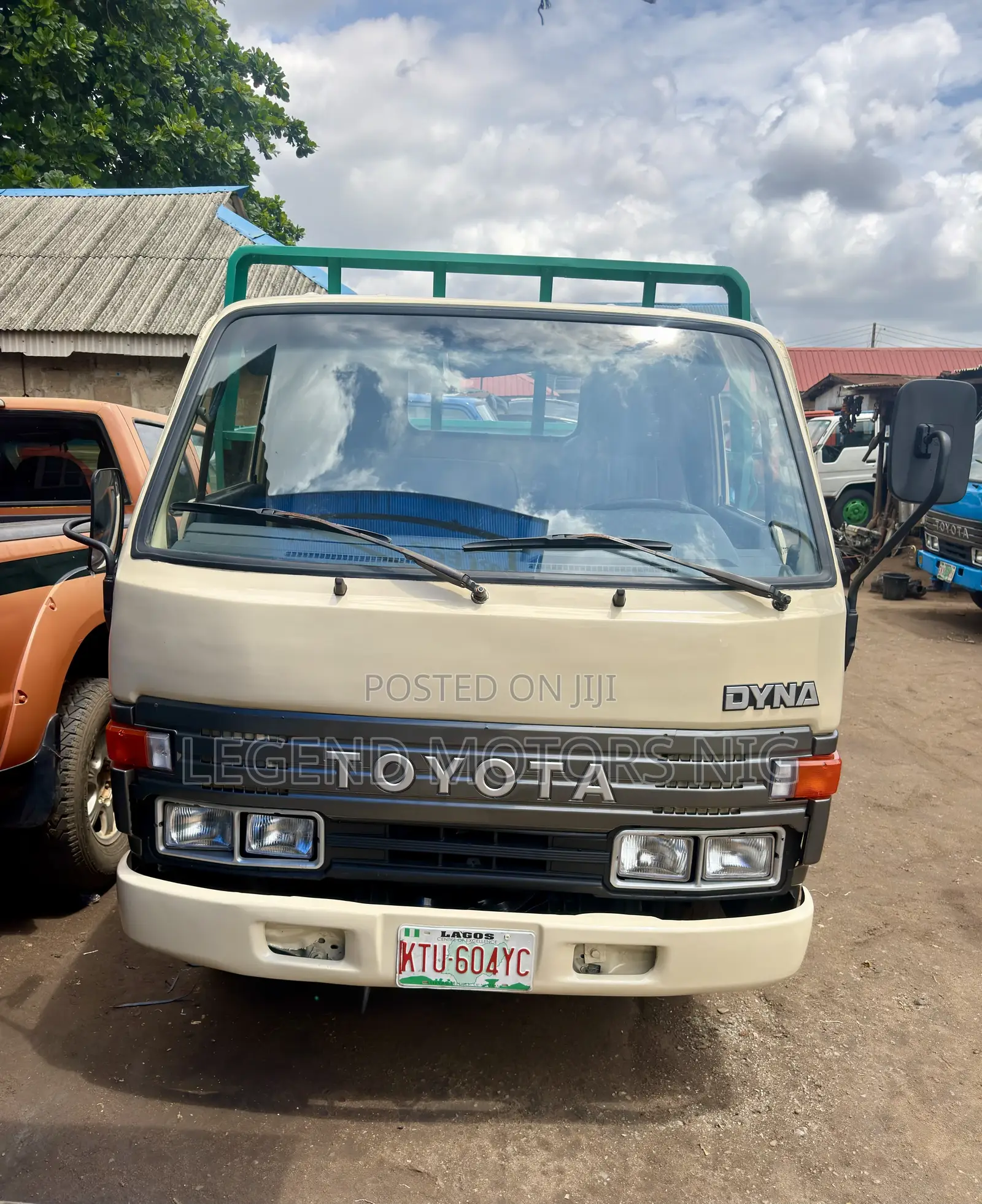 Toyota Dyna 200 Newly Registered Petrol Engine