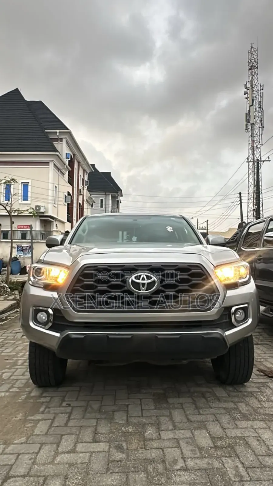Toyota Tacoma SR5 2017 Silver