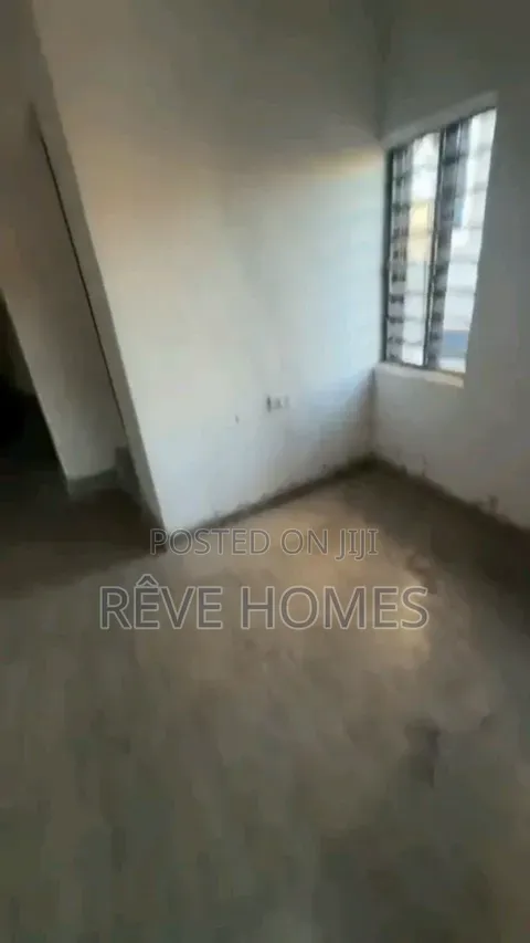 Mini Flat in Fadeyi for rent