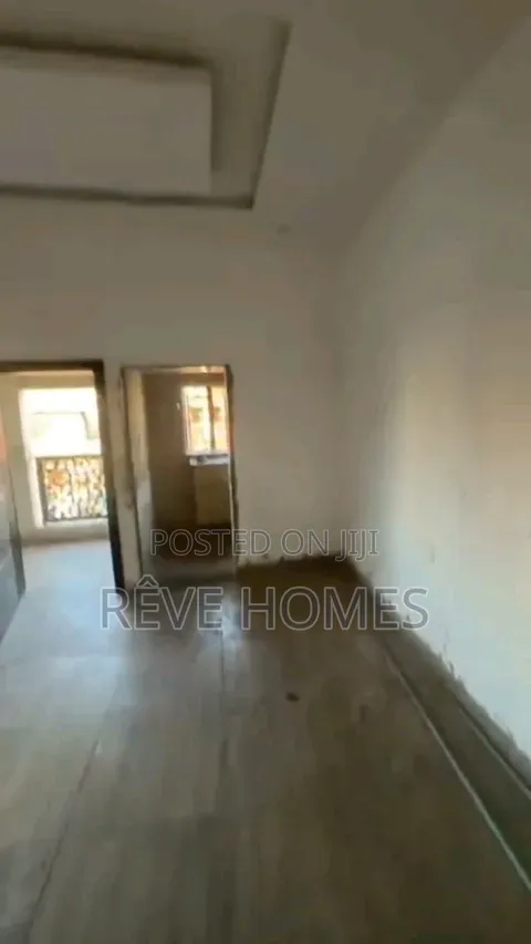 Mini Flat in Fadeyi for rent