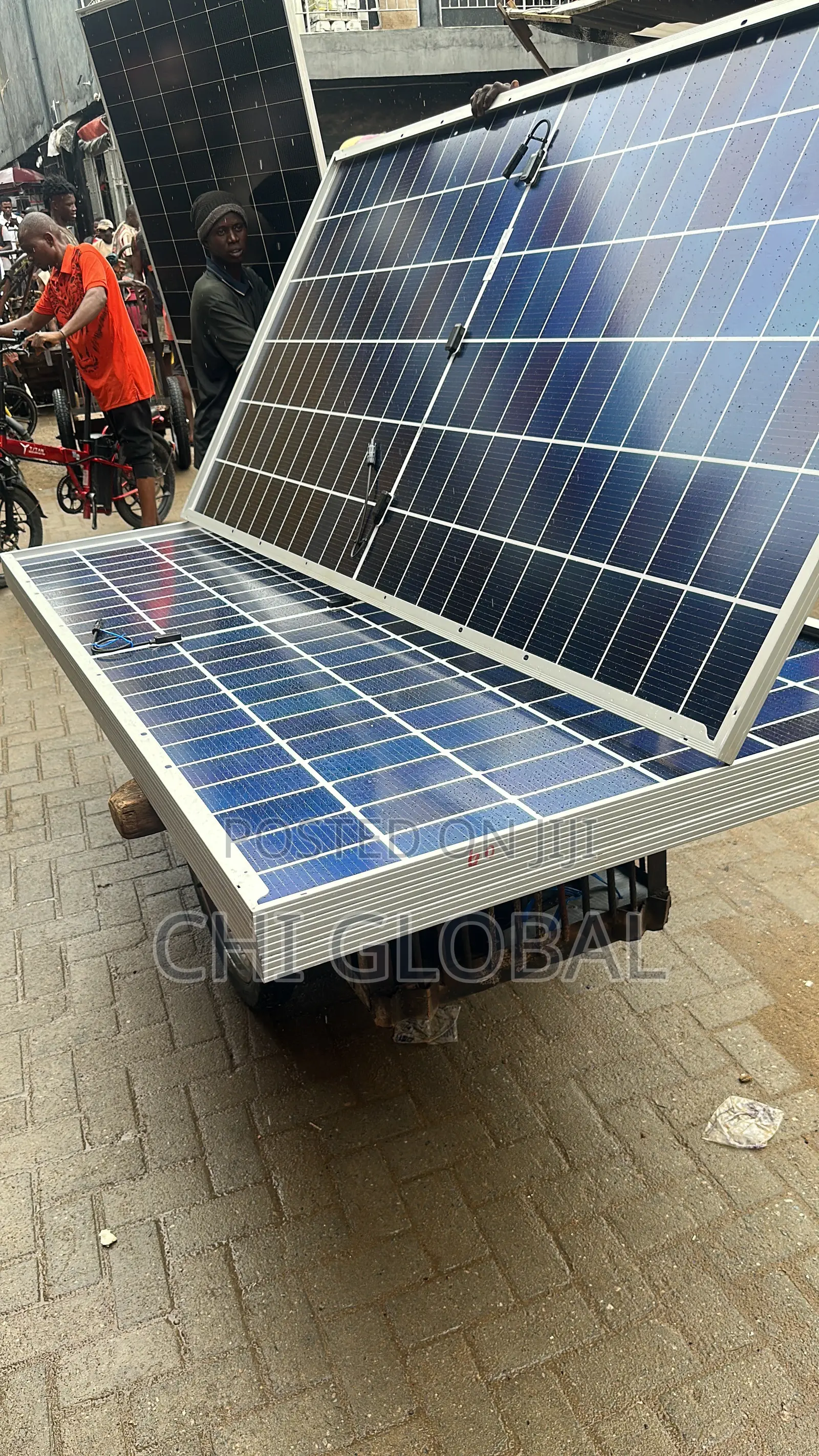 New Jinko 650w Solar Panel