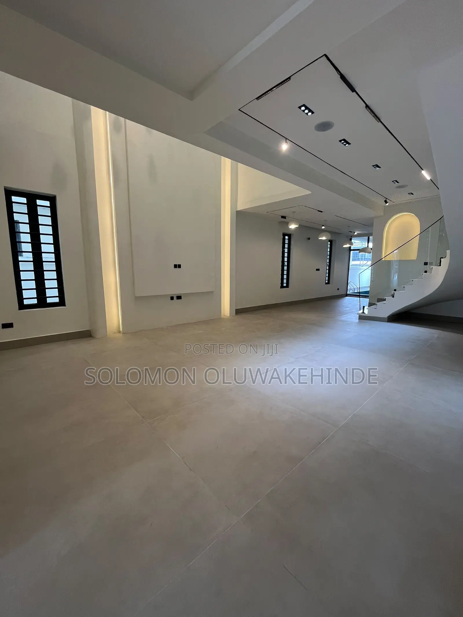 5bdrm Duplex in Lekki Phase 1 for sale