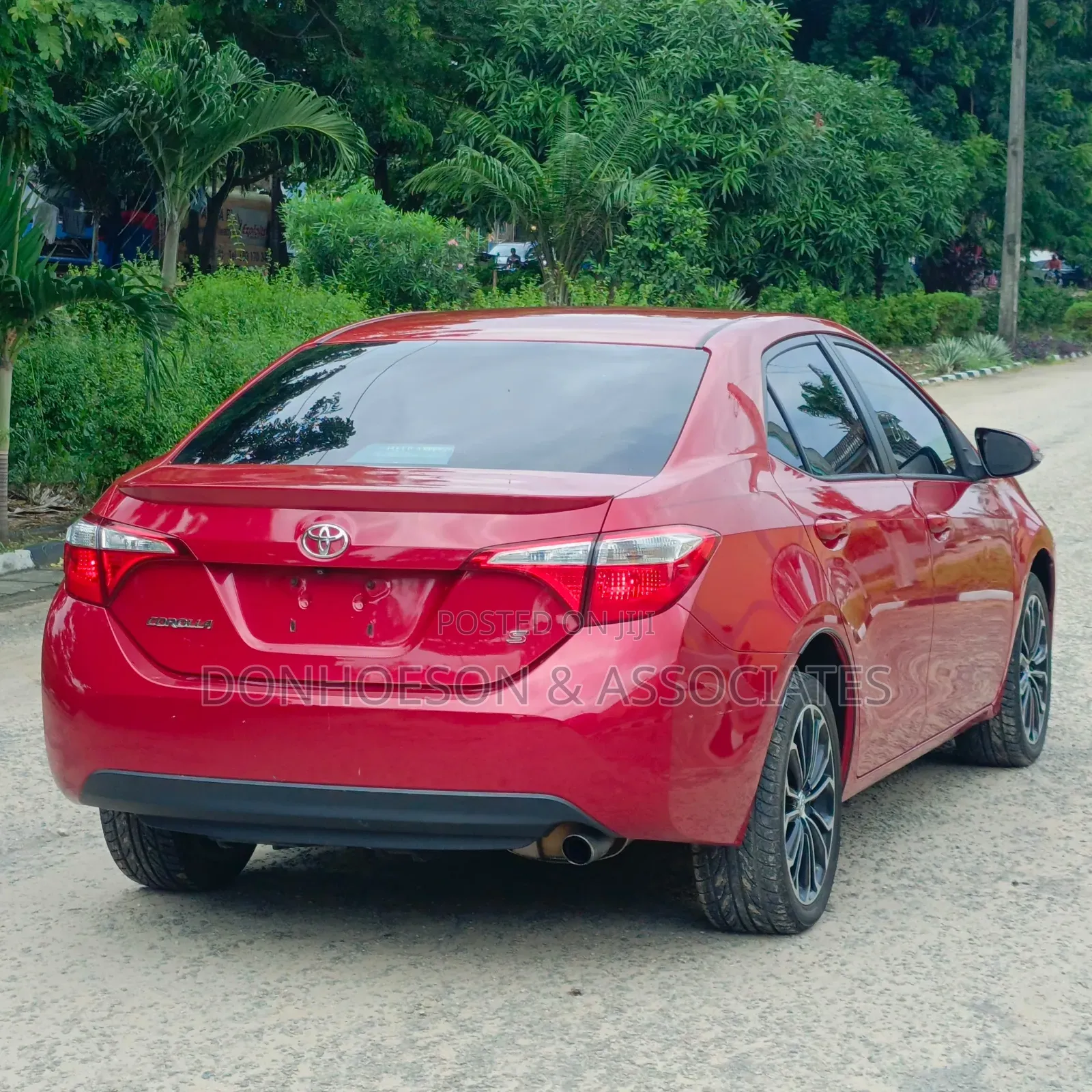 Toyota Corolla 2015 Red