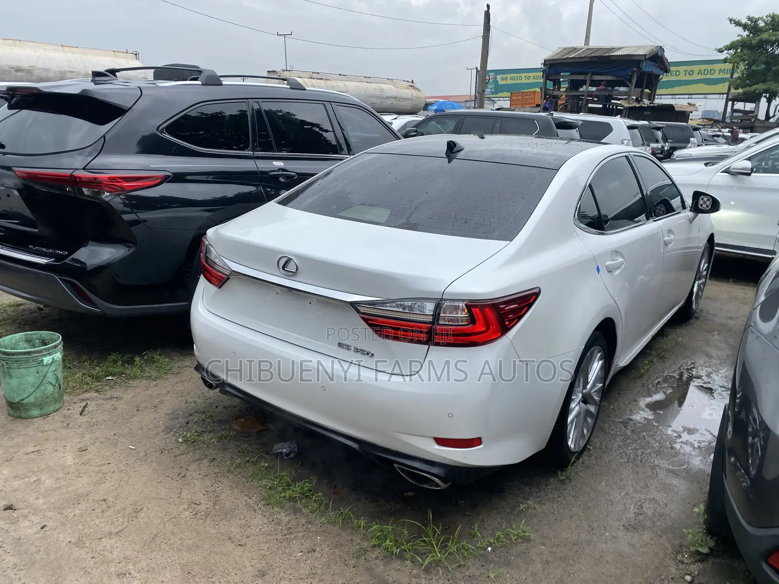 Lexus ES 350 FWD 2017 White