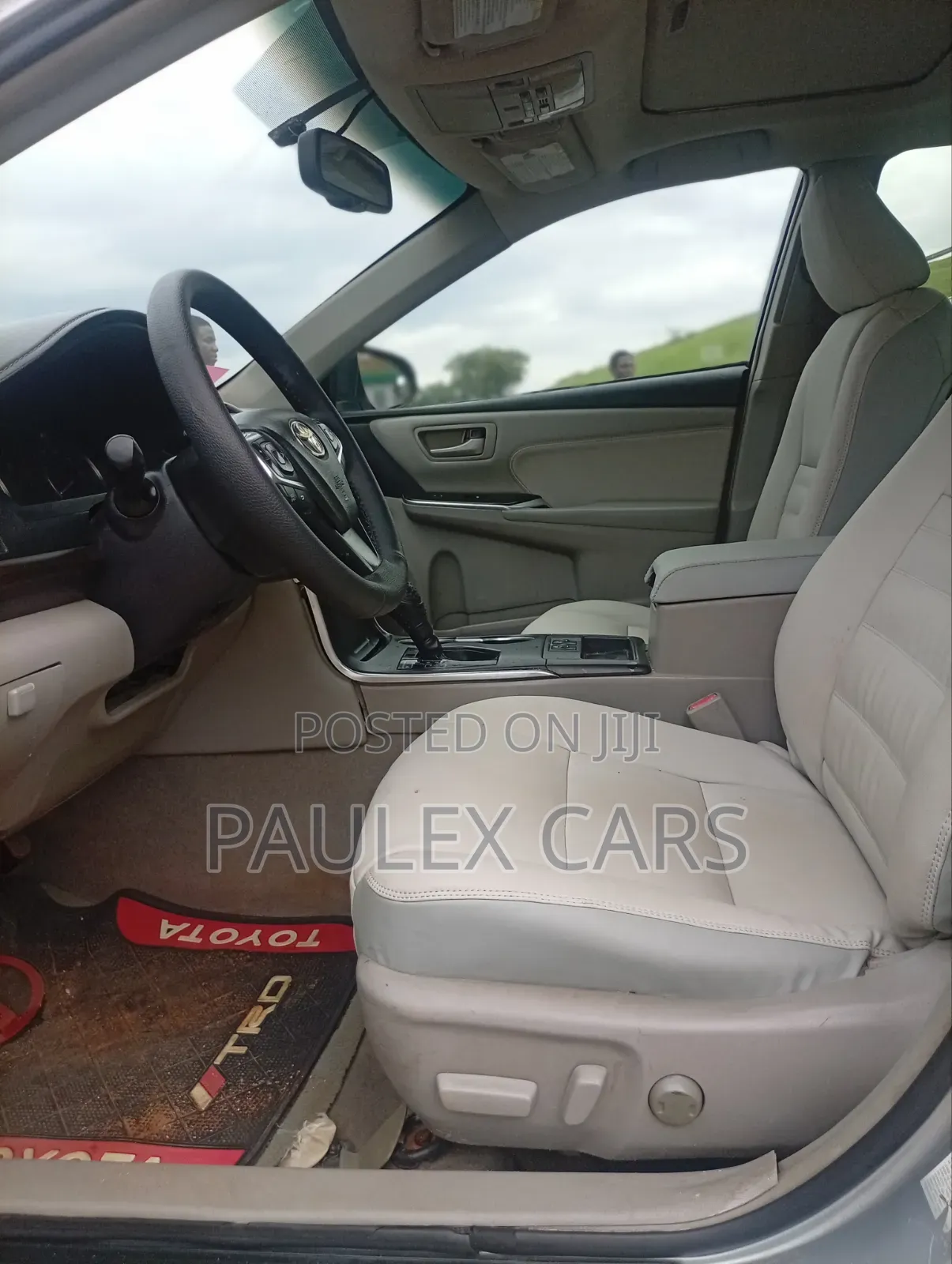 Toyota Camry 2016 Silver