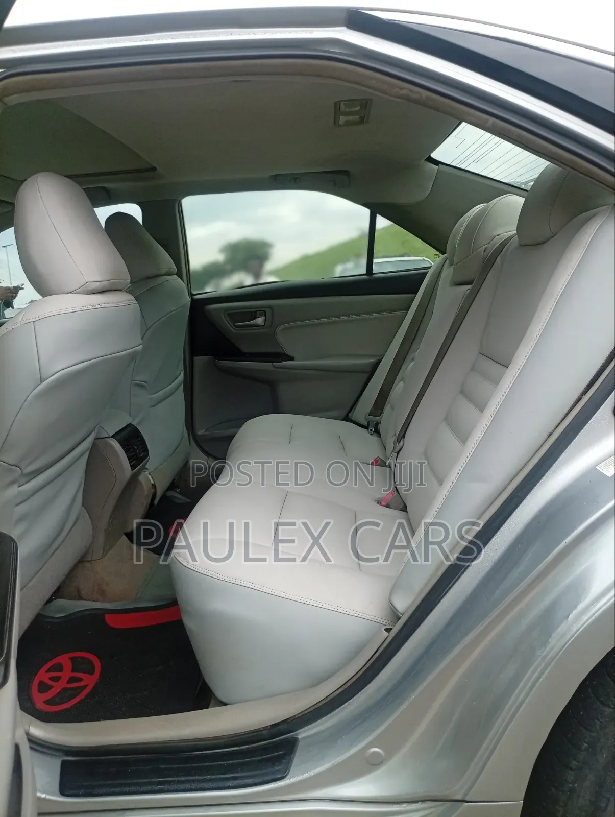 Toyota Camry 2016 Silver