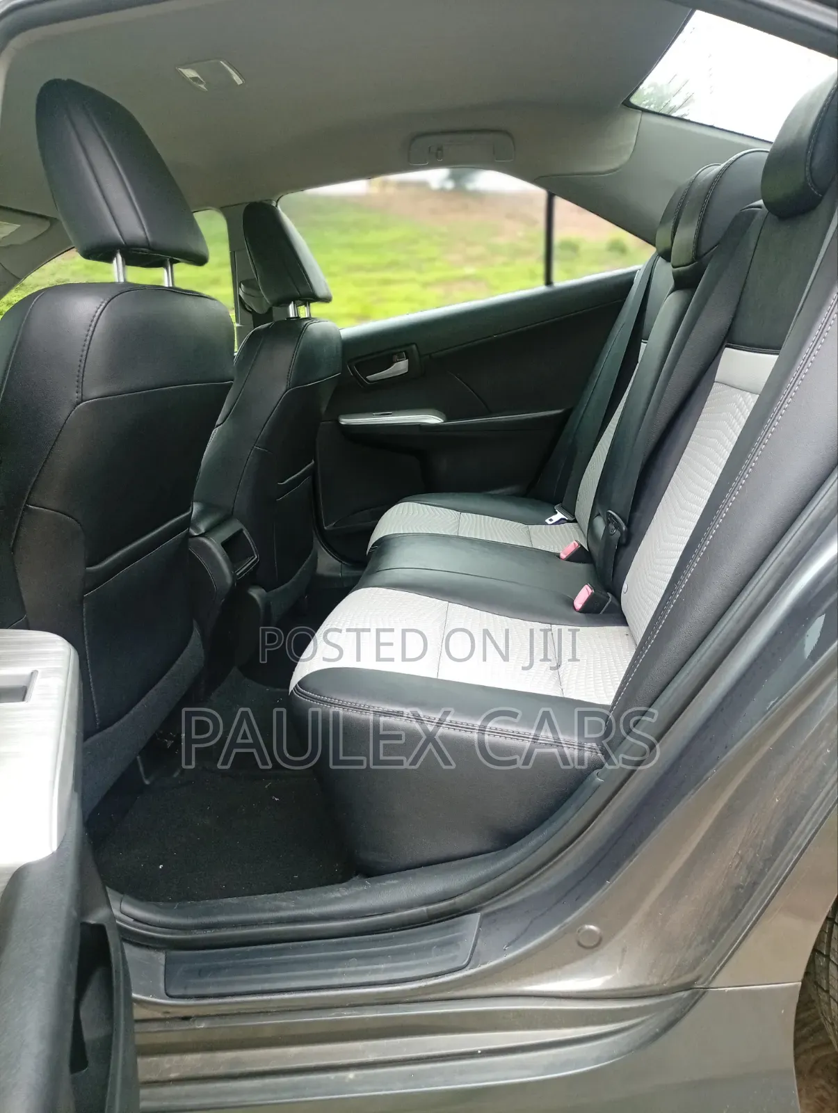 Toyota Camry SE 4dr Sedan (2.5L 4cyl 6A) 2014 Gray