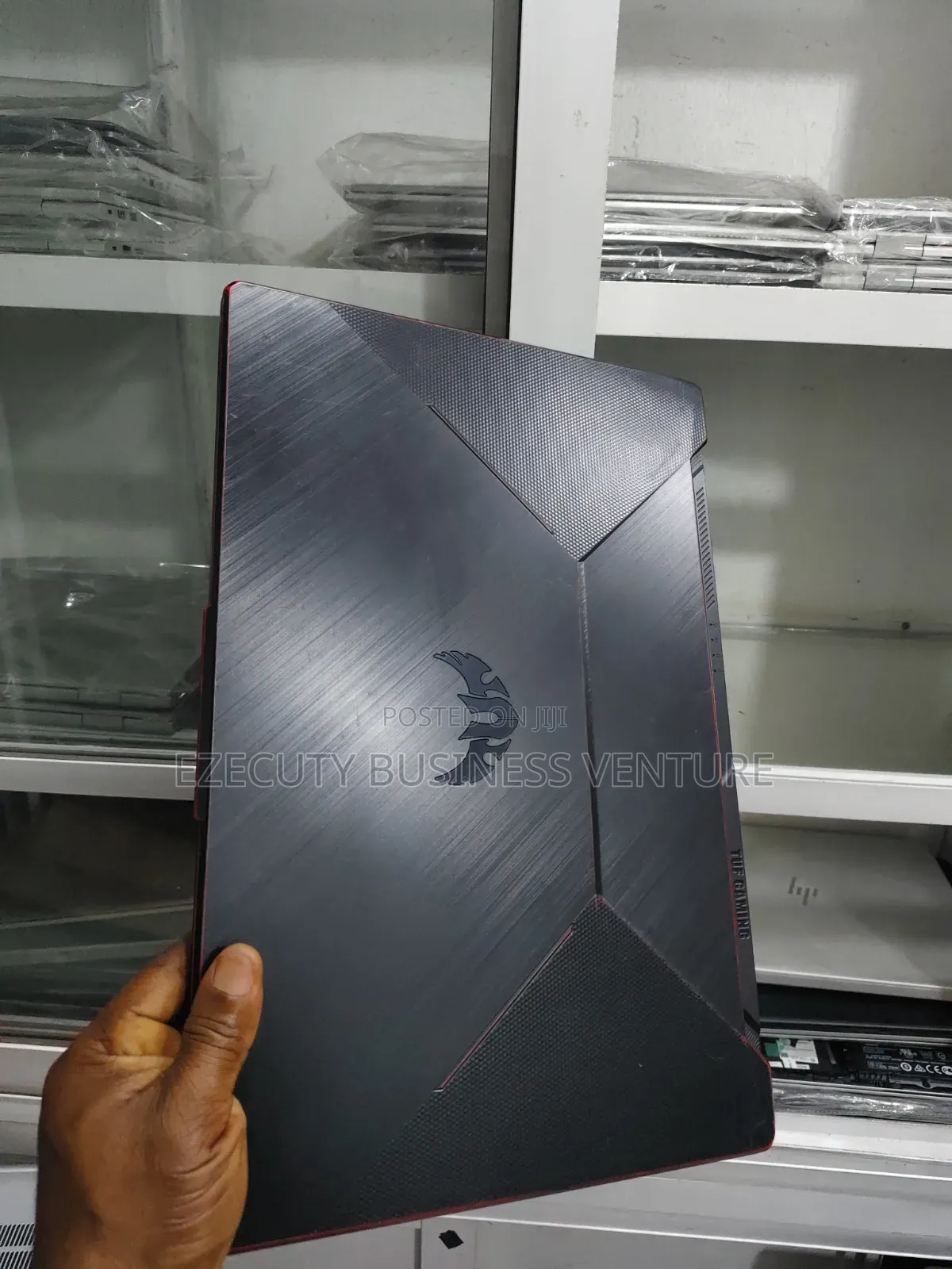 Laptop Asus TUF Gaming F17 16GB Intel Core i5 SSD 512GB