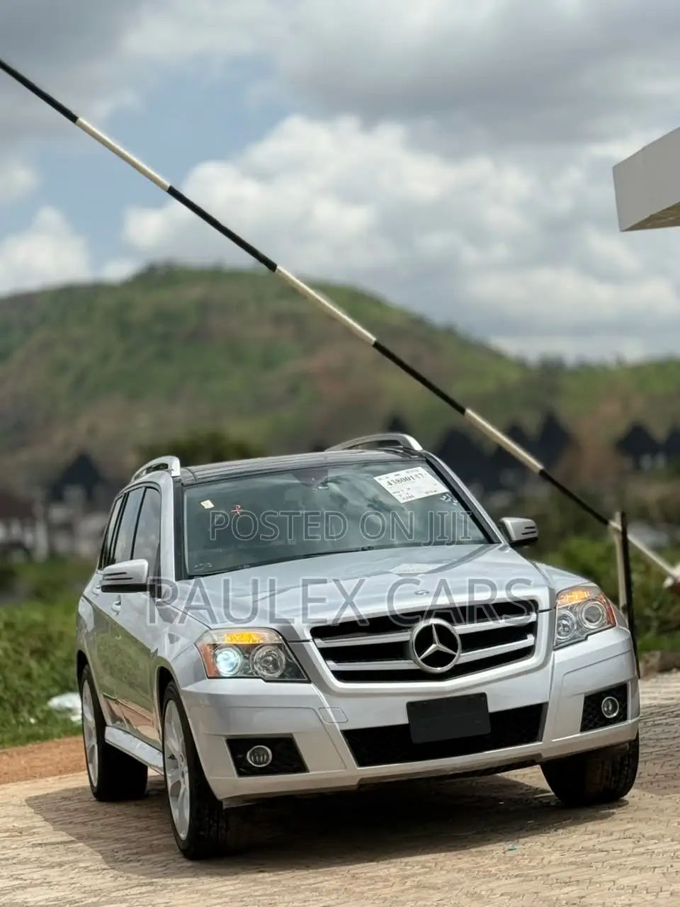 Mercedes-Benz GLK-Class 350 2011 Silver