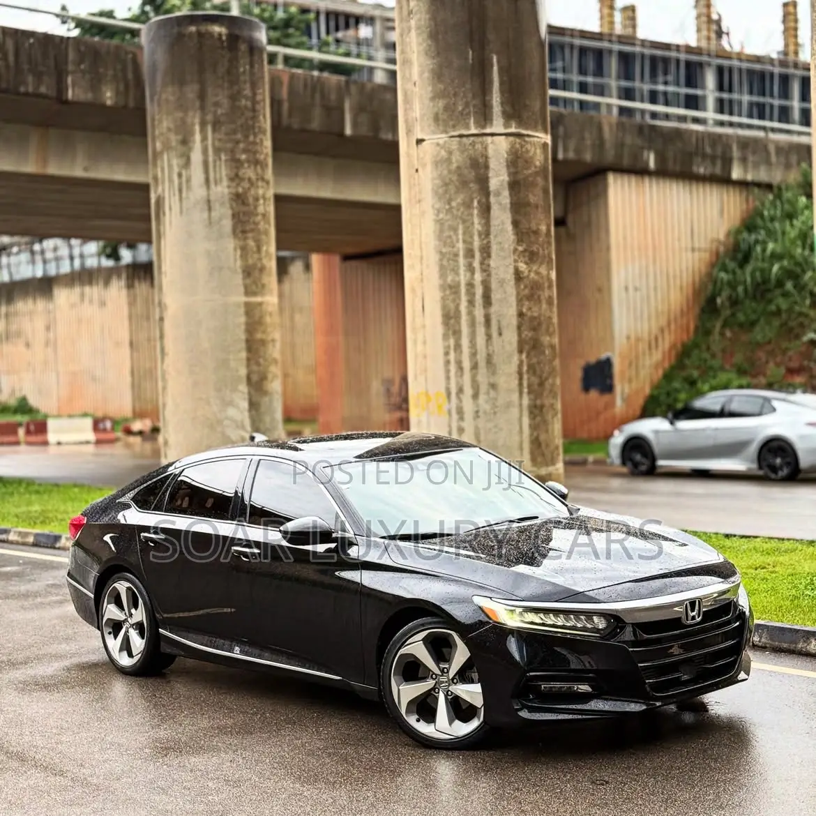 Honda Accord Touring 2.0T 2018 Black