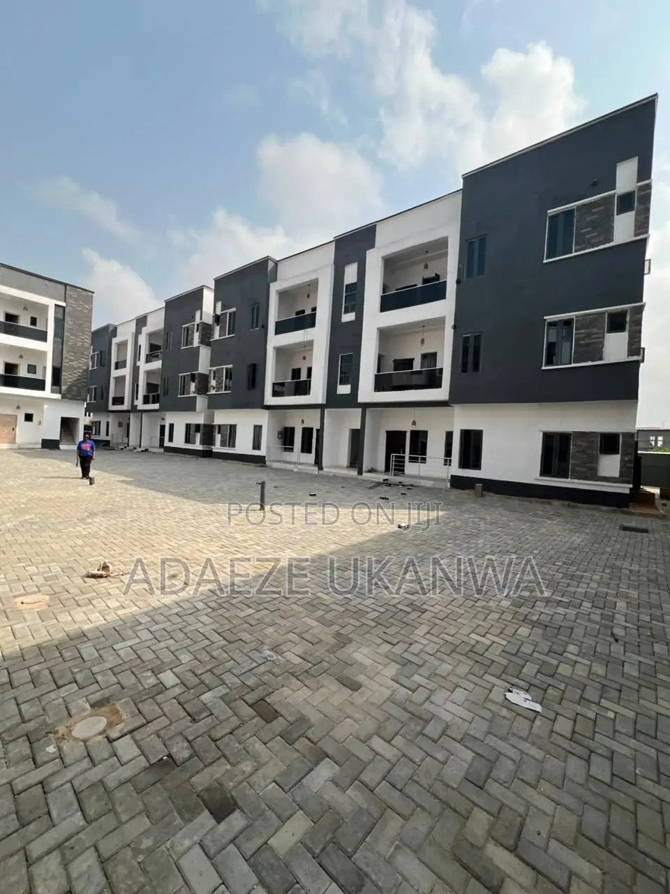 3bdrm Apartment in Ado / Ajah for sale