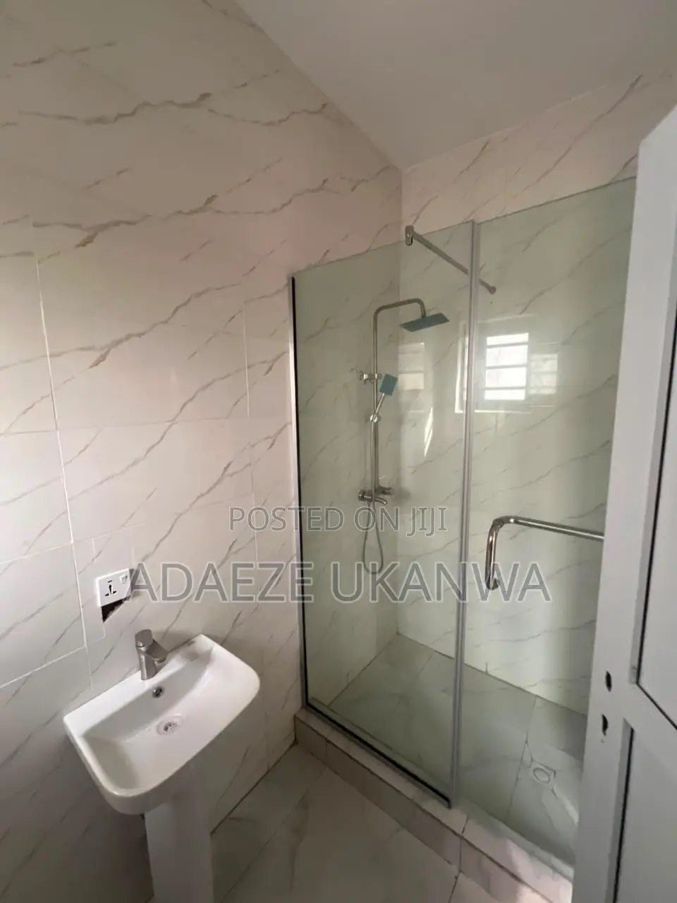 3bdrm Apartment in Ado / Ajah for sale