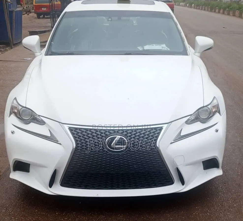 Lexus IS 2016 White