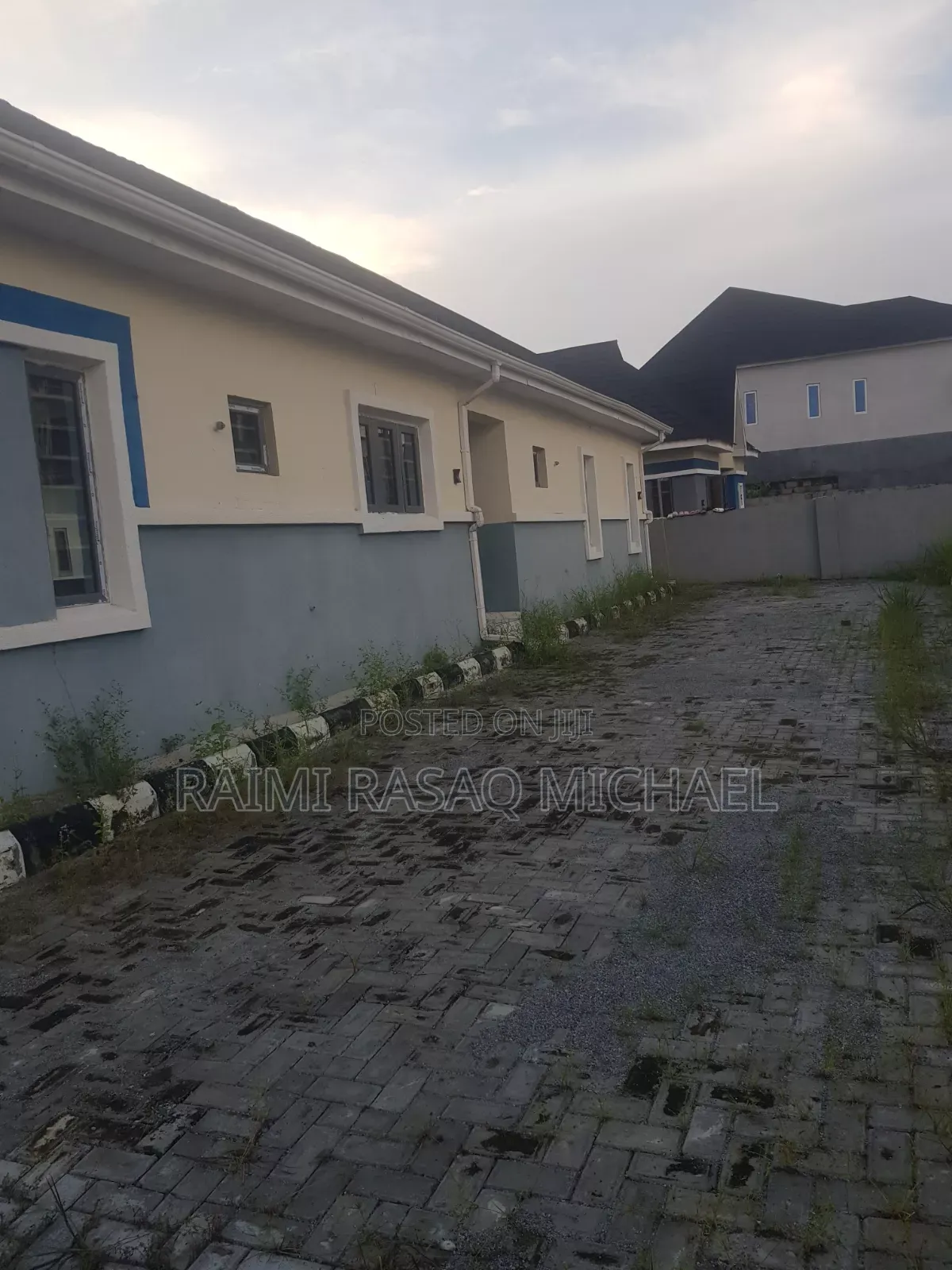 Furnished 3bdrm Bungalow in Peakpark Estate, Awoyaya for rent