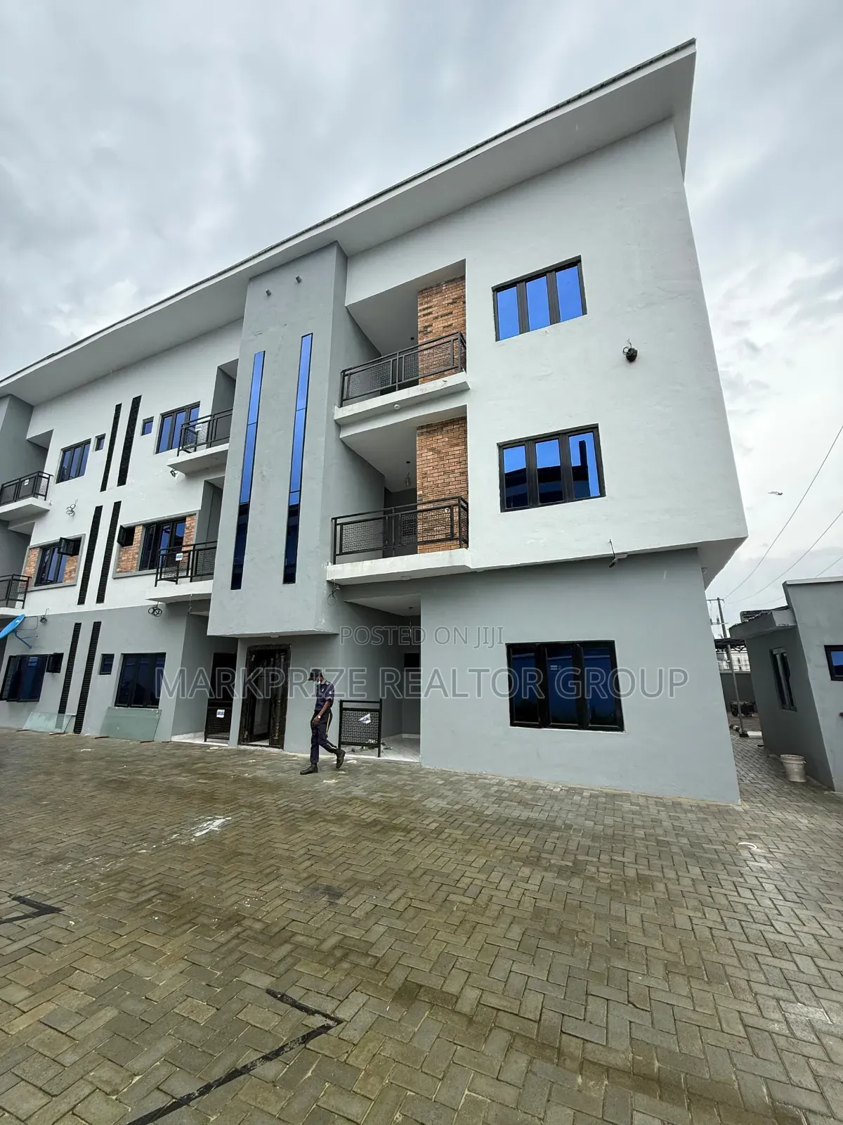 2bdrm Apartment in Abijo Gra for sale