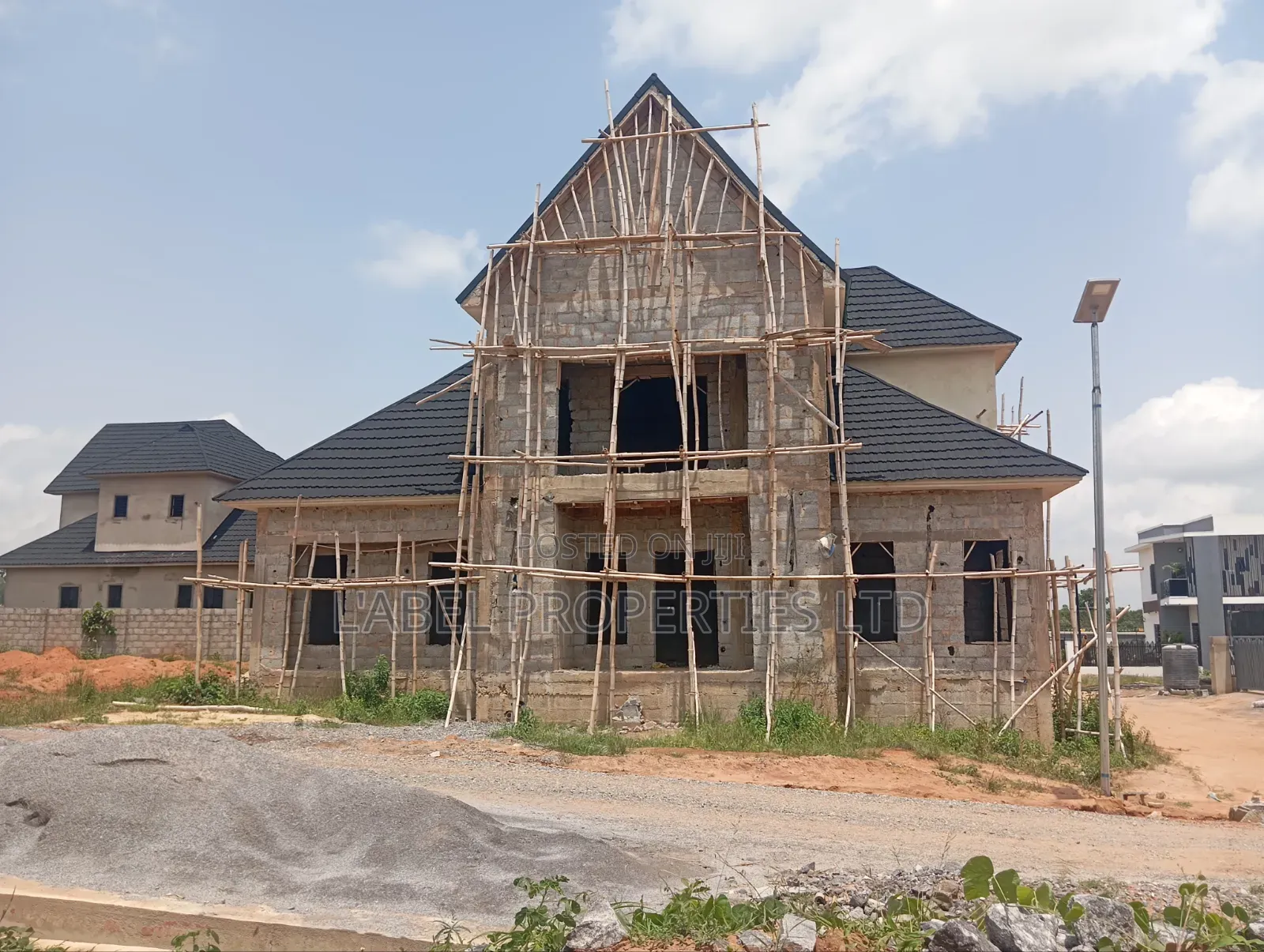 4bdrm Penthouse in Primelux Estate Apo, Wasa for sale