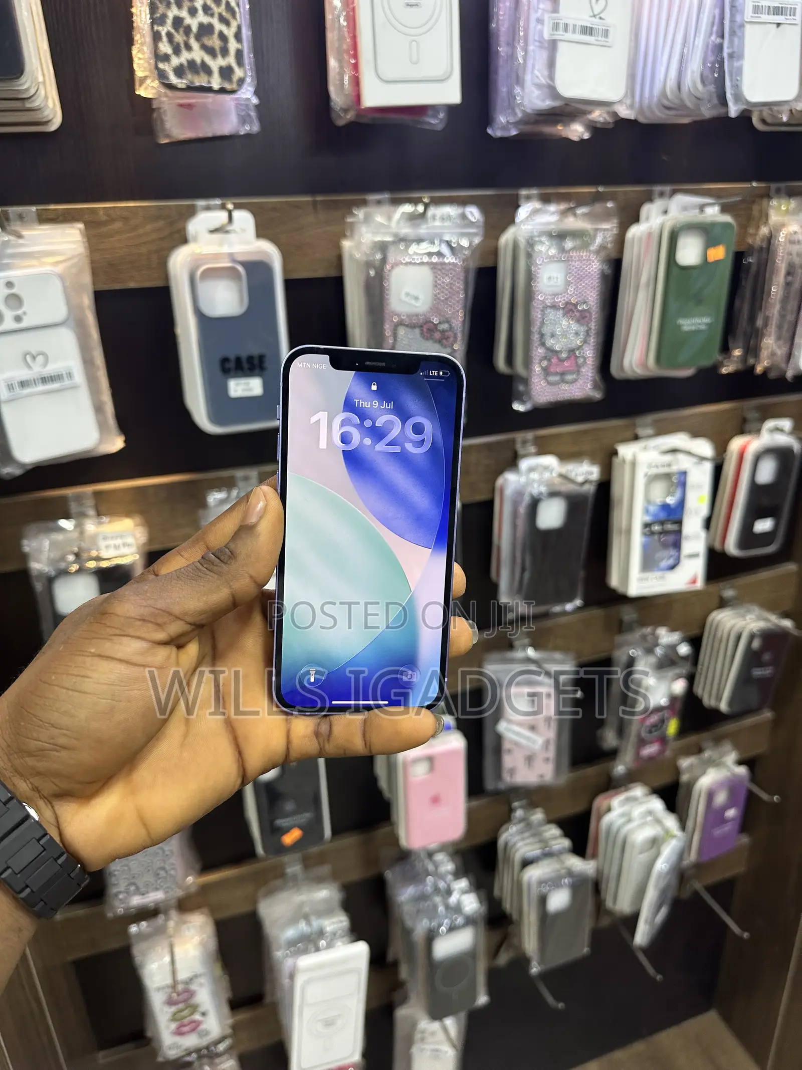 New Apple iPhone 12 64 GB Purple