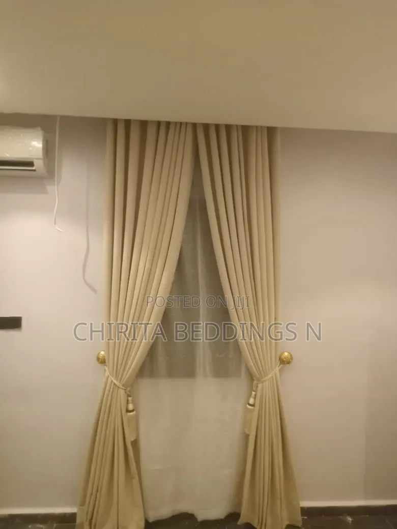 Pleated Curtain and Accessories
