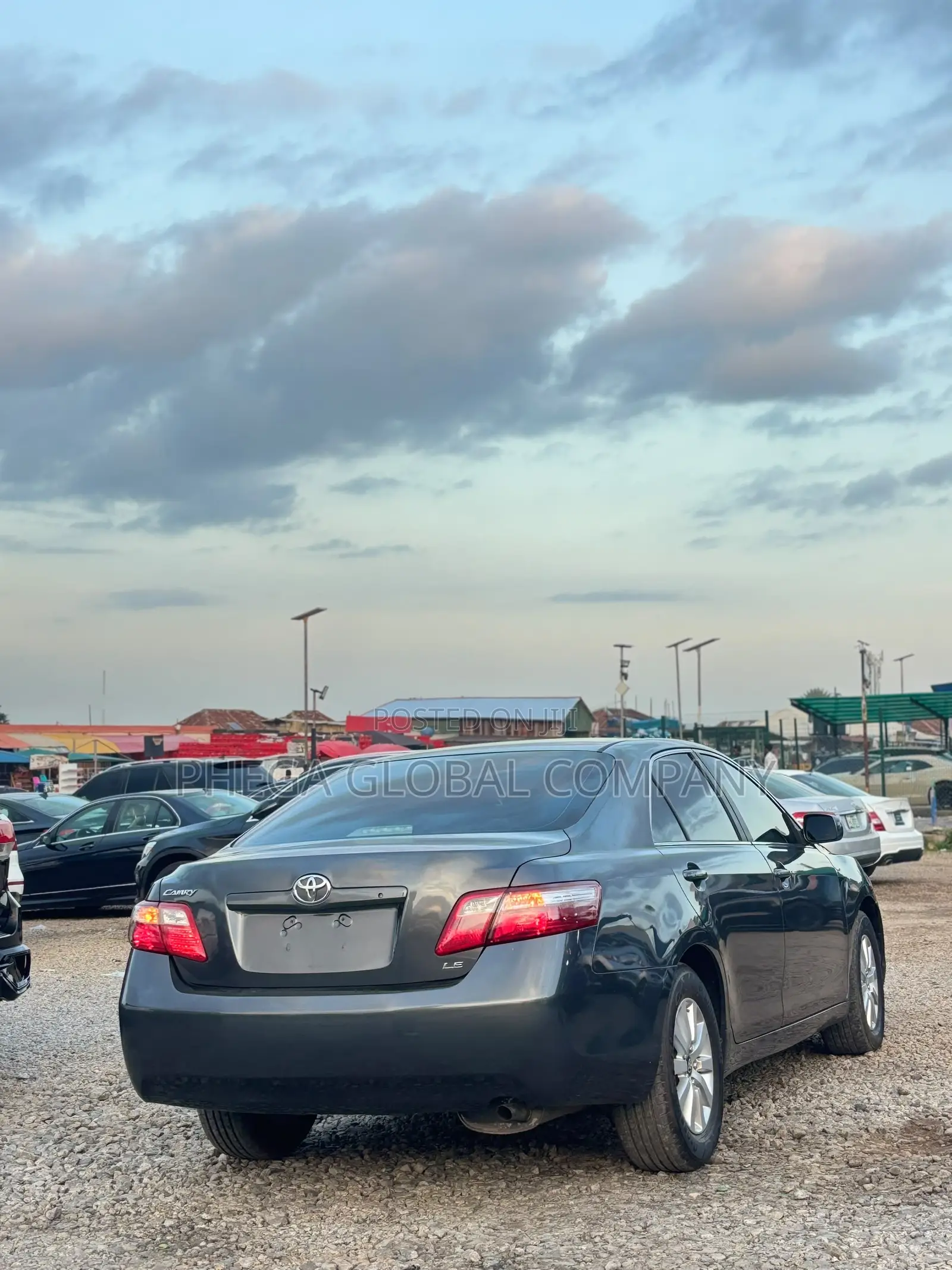 Toyota Camry LE 4dr Sedan (2.4L 4cyl 5A) 2008 Gray