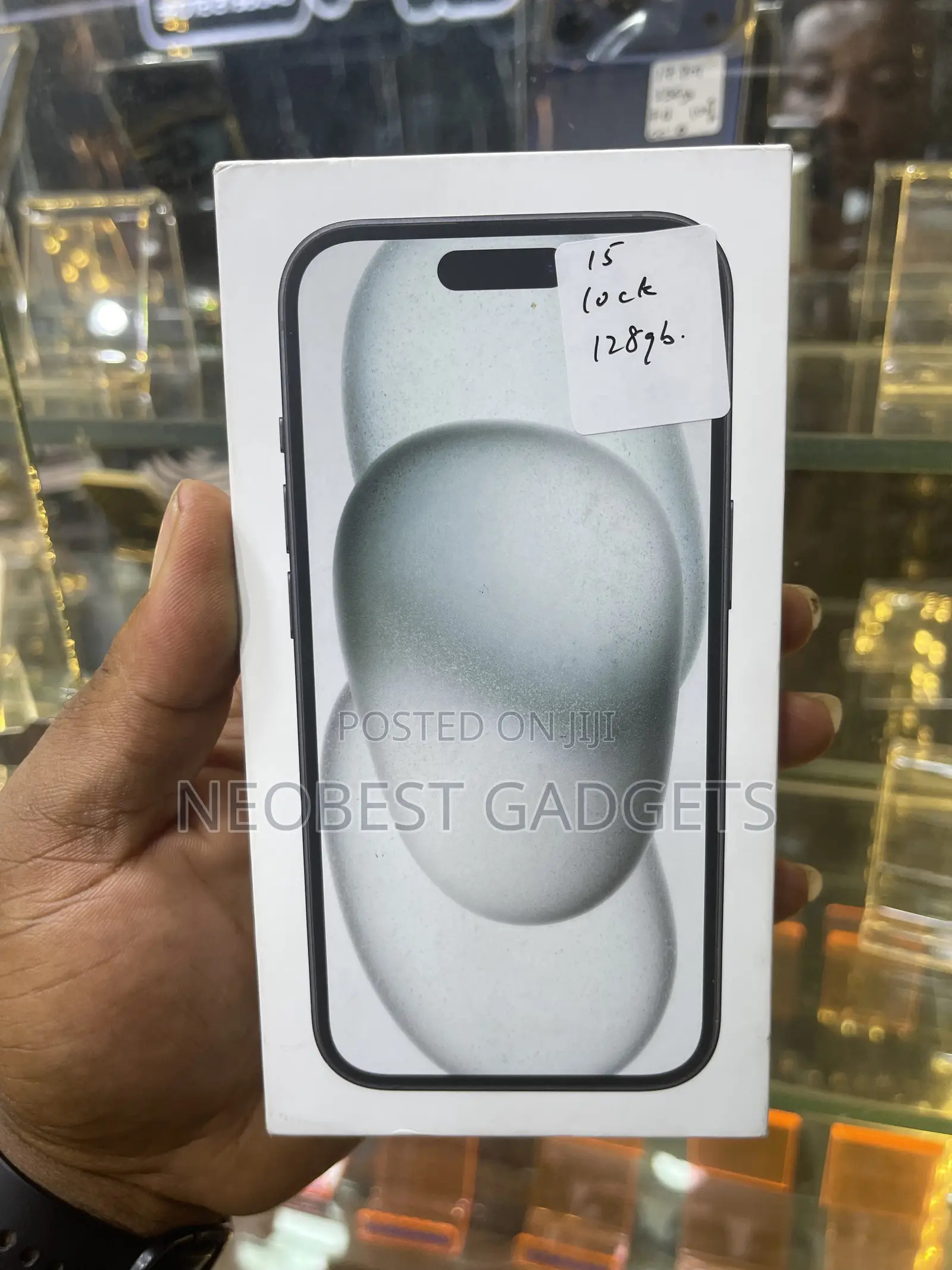 New Apple iPhone 15 128 GB White