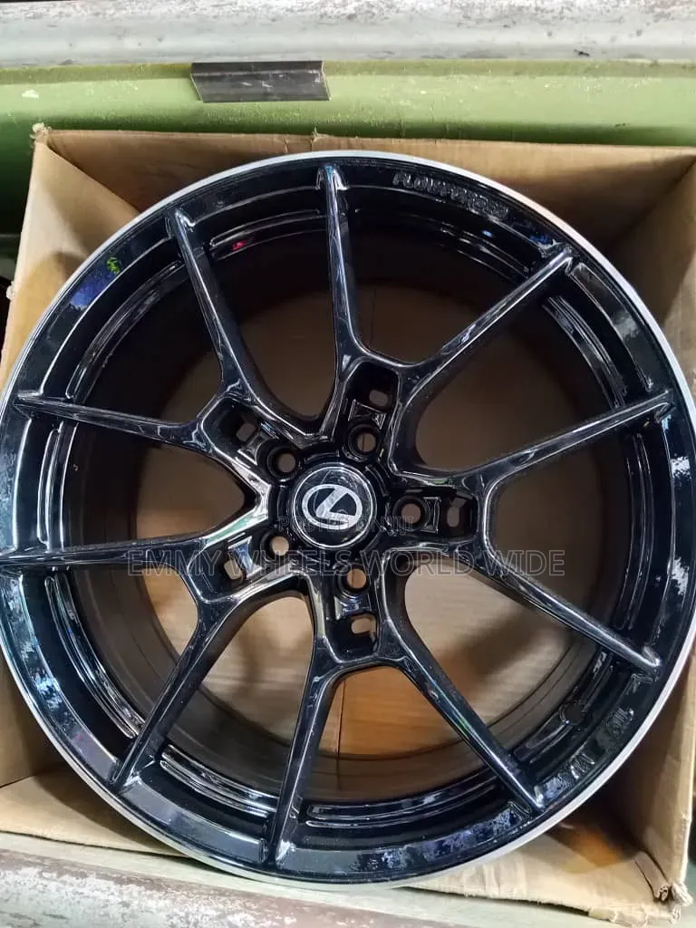 18inches for Lexus Rx350 Black and Stainless Available for Pick Up