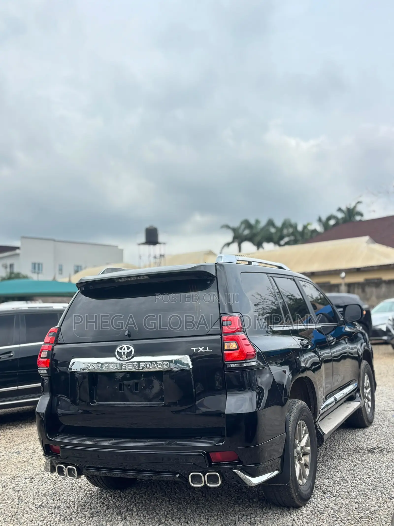 Toyota Land Cruiser Prado 2012 Black