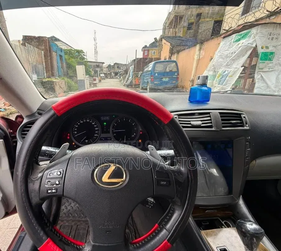 Lexus IS 250 2008 Red