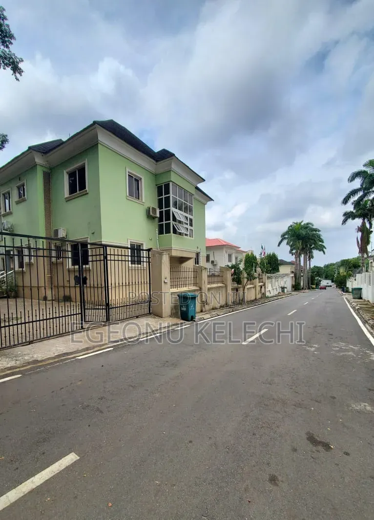 4bdrm Duplex in Maitama for rent