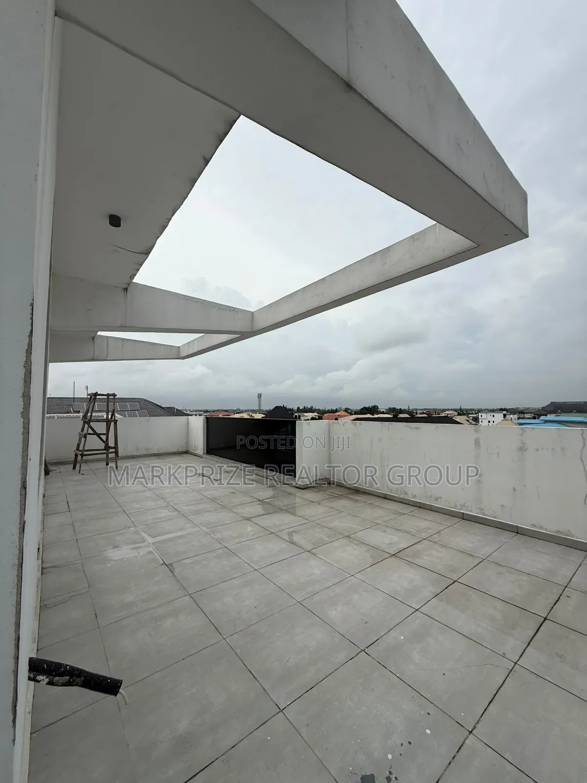 5bdrm Duplex in Ajah Lekki Lagos for sale