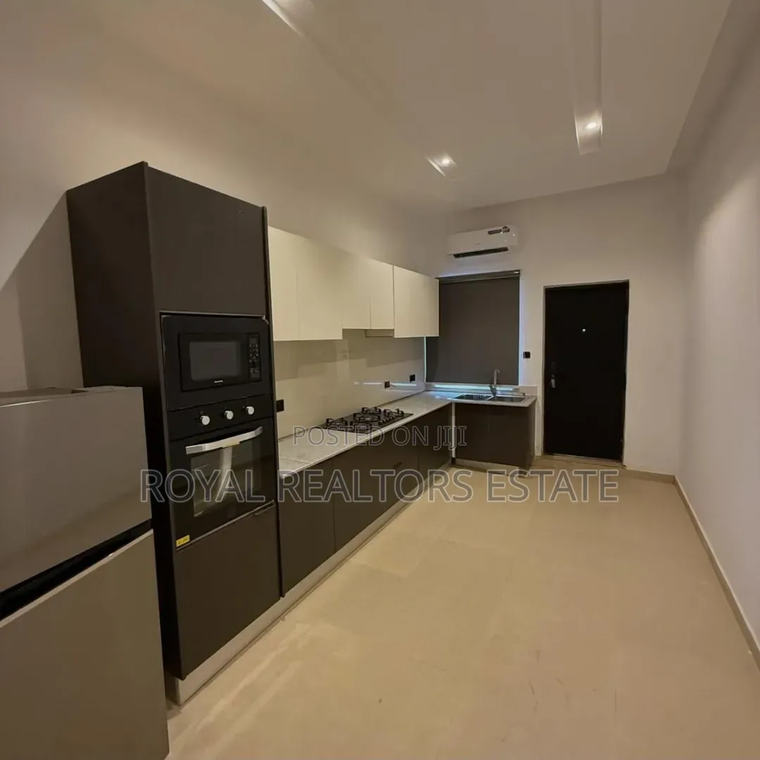 Furnished 3bdrm Apartment in Guzape District for sale