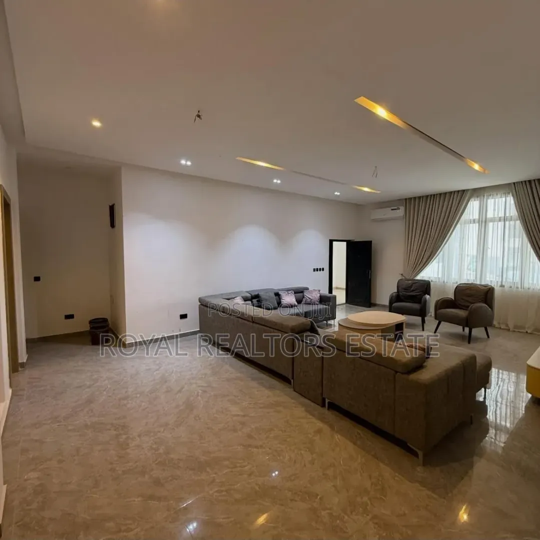Furnished 3bdrm Apartment in Guzape District for sale