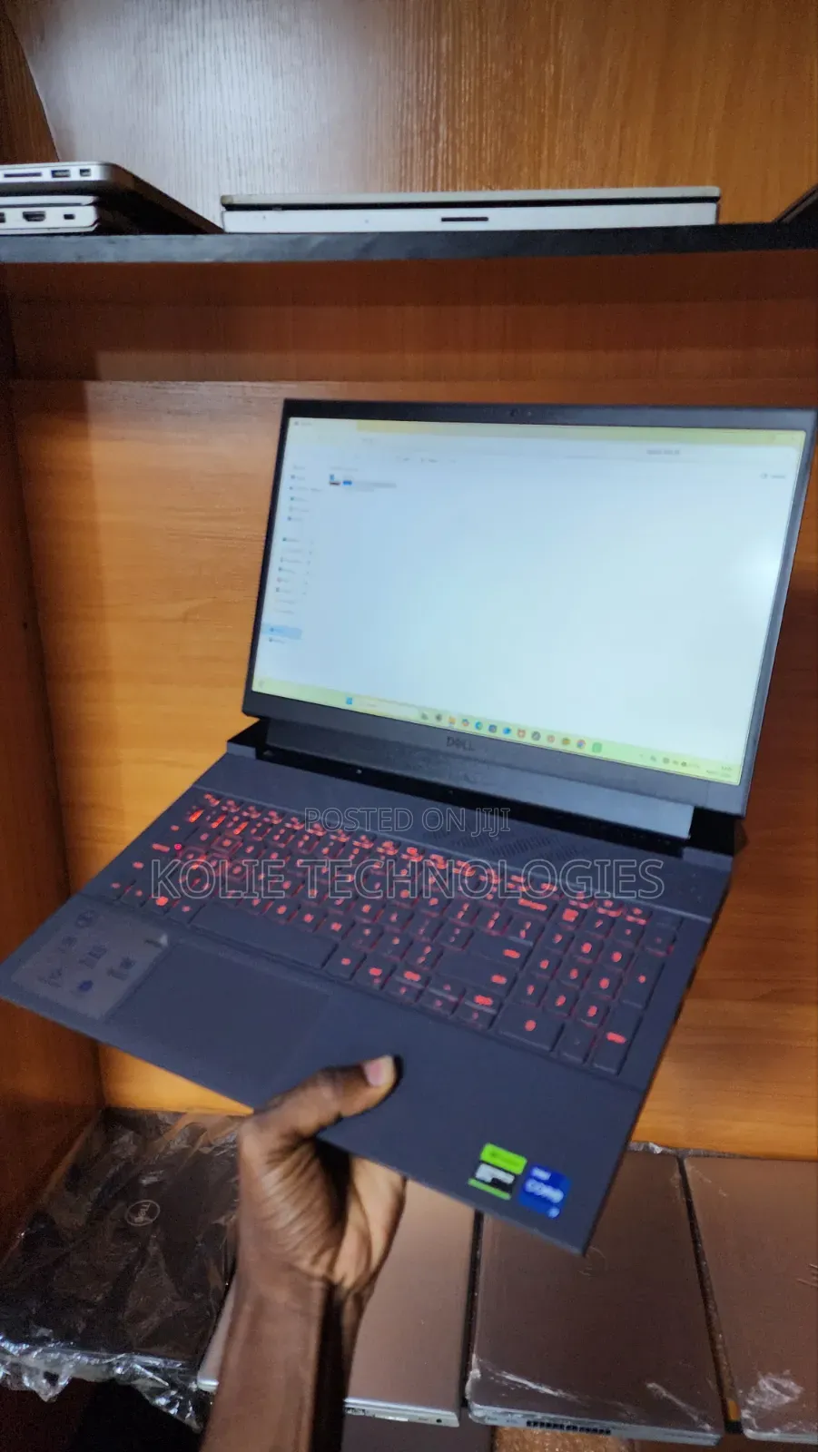 Laptop Dell G15 5530 Special Edition 32GB Intel Core i7 SSD 1T