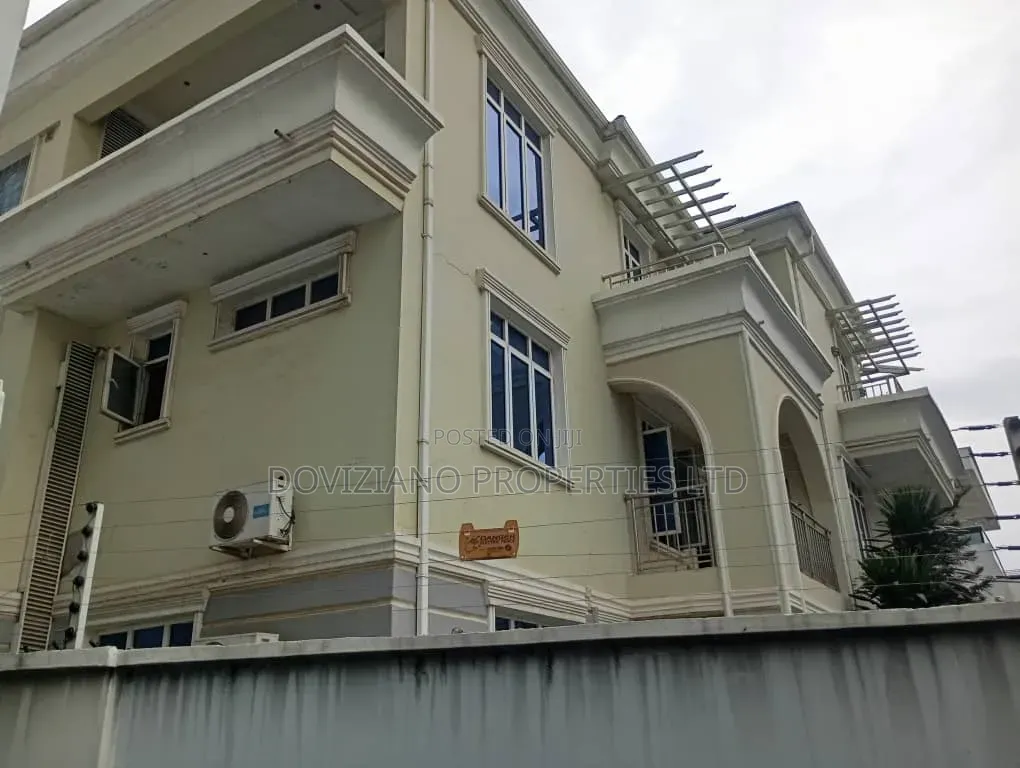 6bdrm Duplex in Ikeja GRA for rent