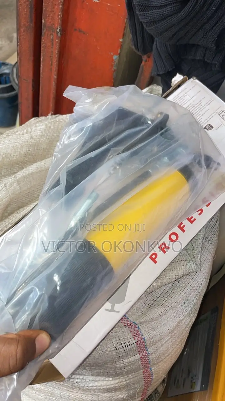 Pneumatic Air Grease Gun For Industrial And Vehicle Maintenance