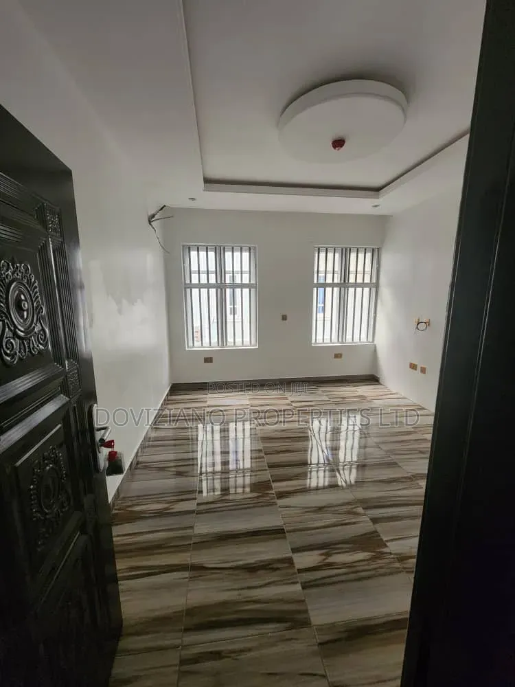 5bdrm Duplex in Ikeja GRA for rent