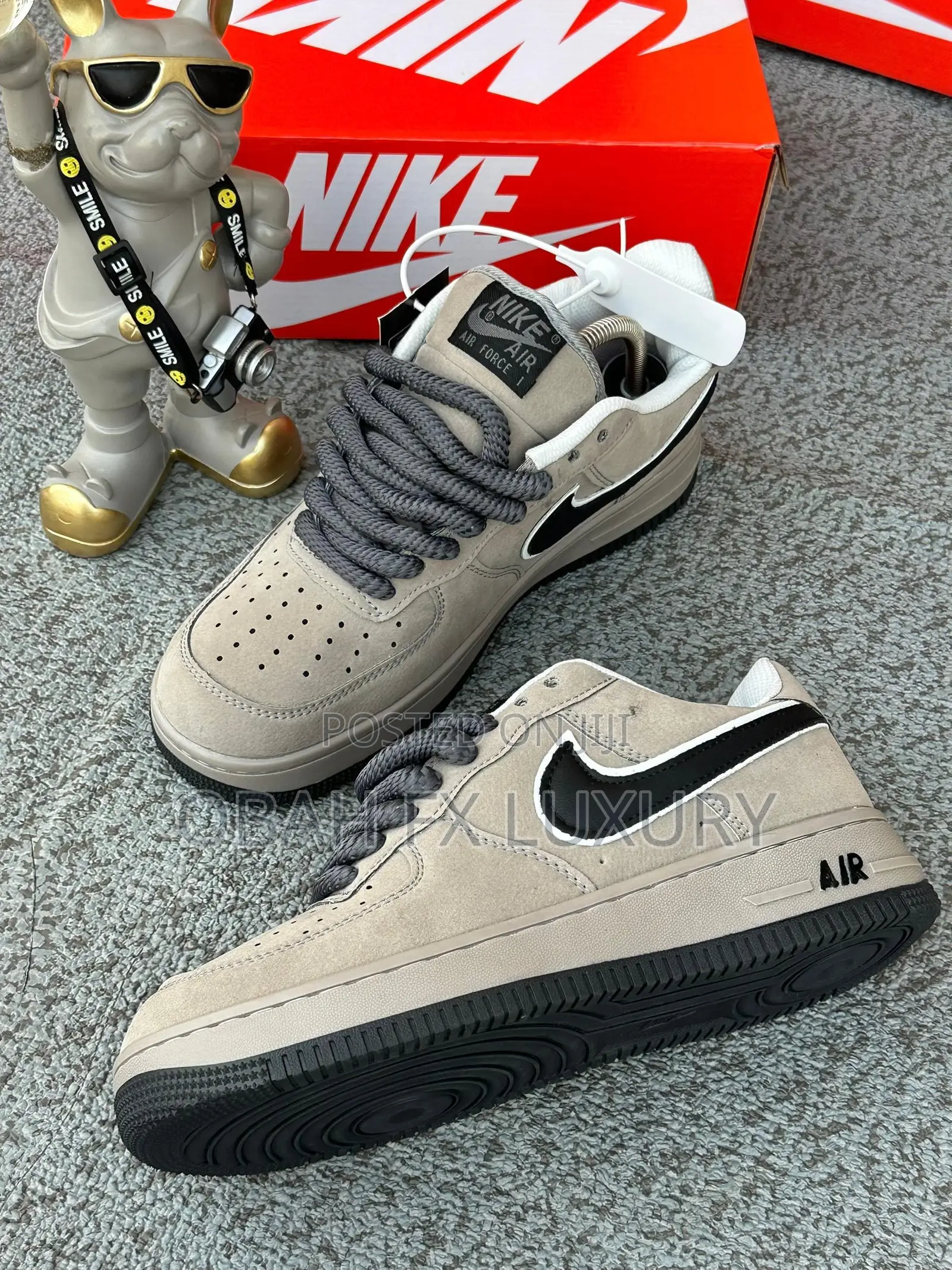 Original Quality Nike Air Available in Store