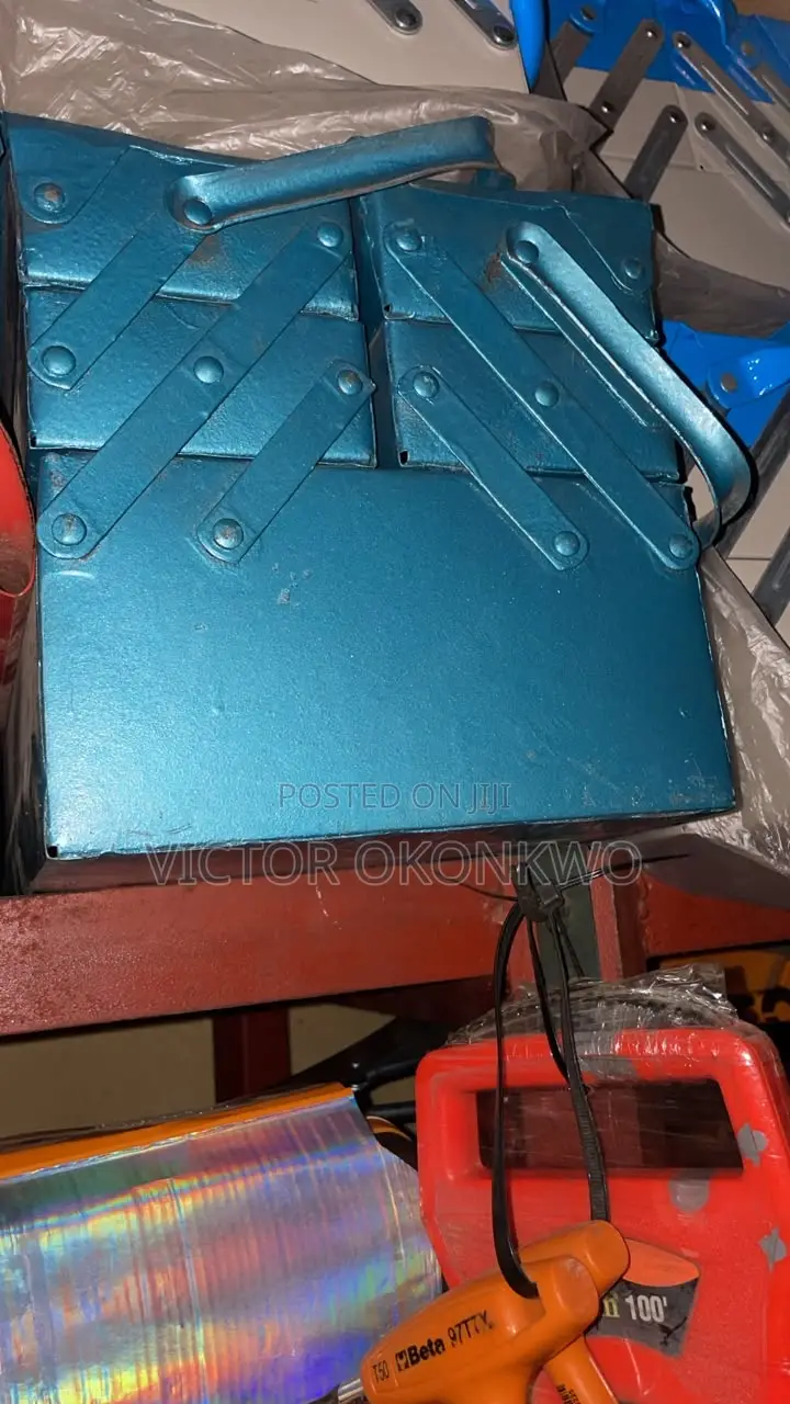 Heavy Duty Metal Tool Box / Steel Tool Storage Box