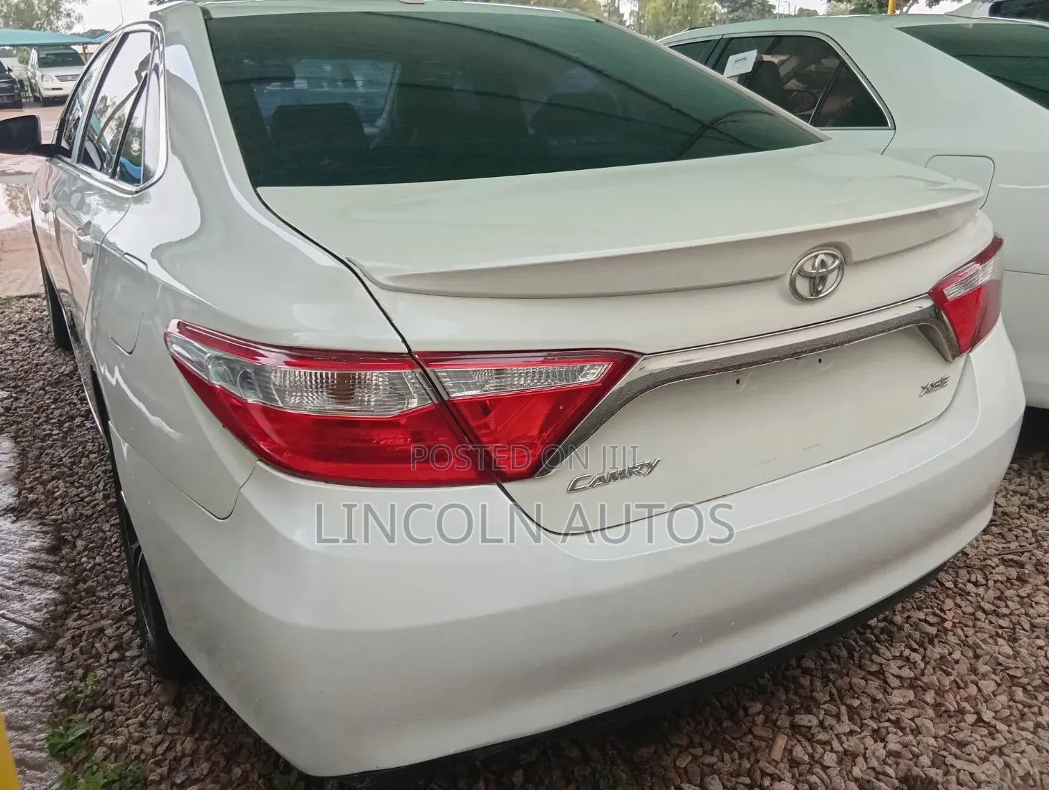 Toyota Camry XSE 4dr Sedan (2.5L 4cyl 6A) 2017 Off white