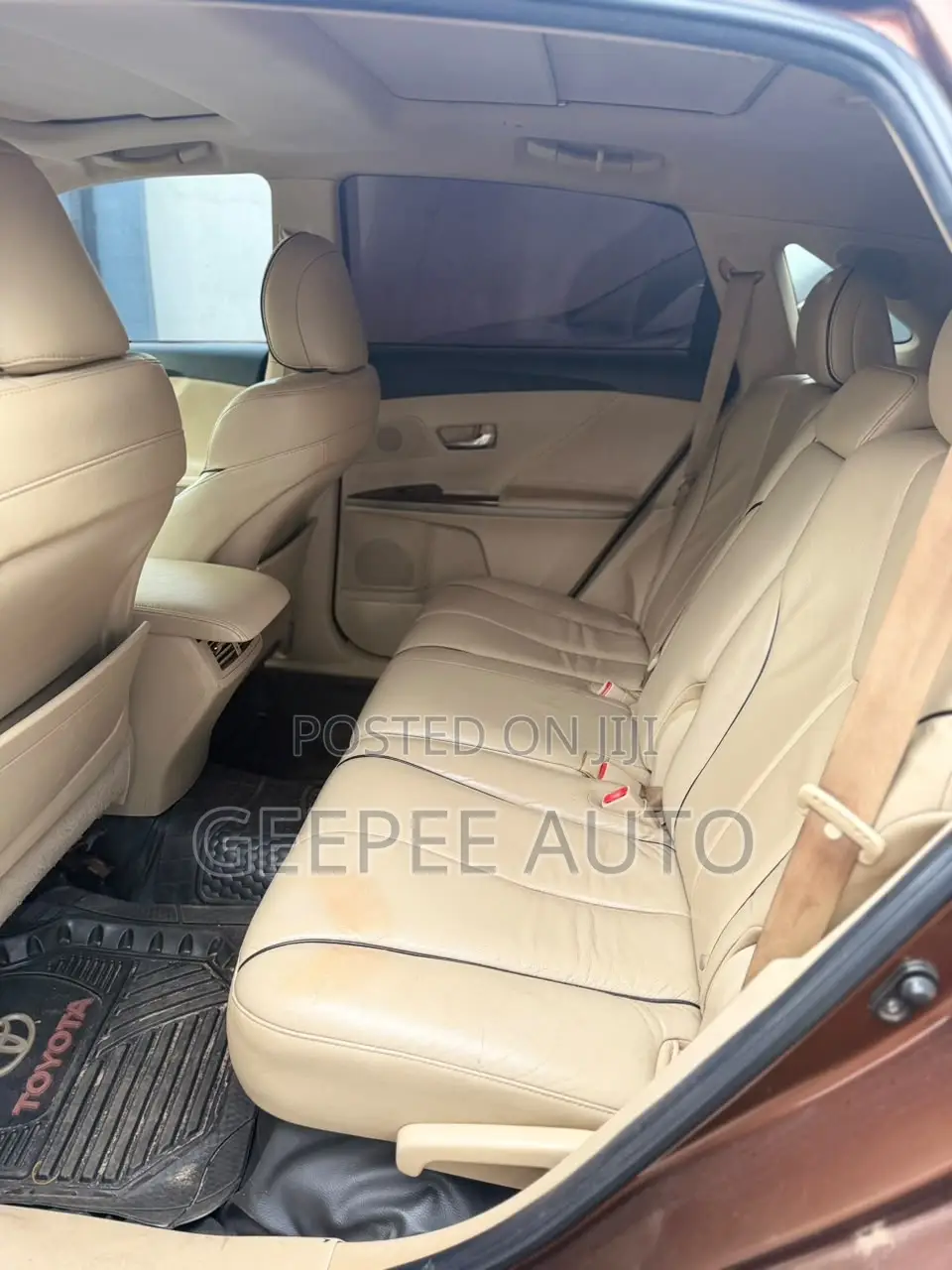 Toyota Venza V6 2010 Brown