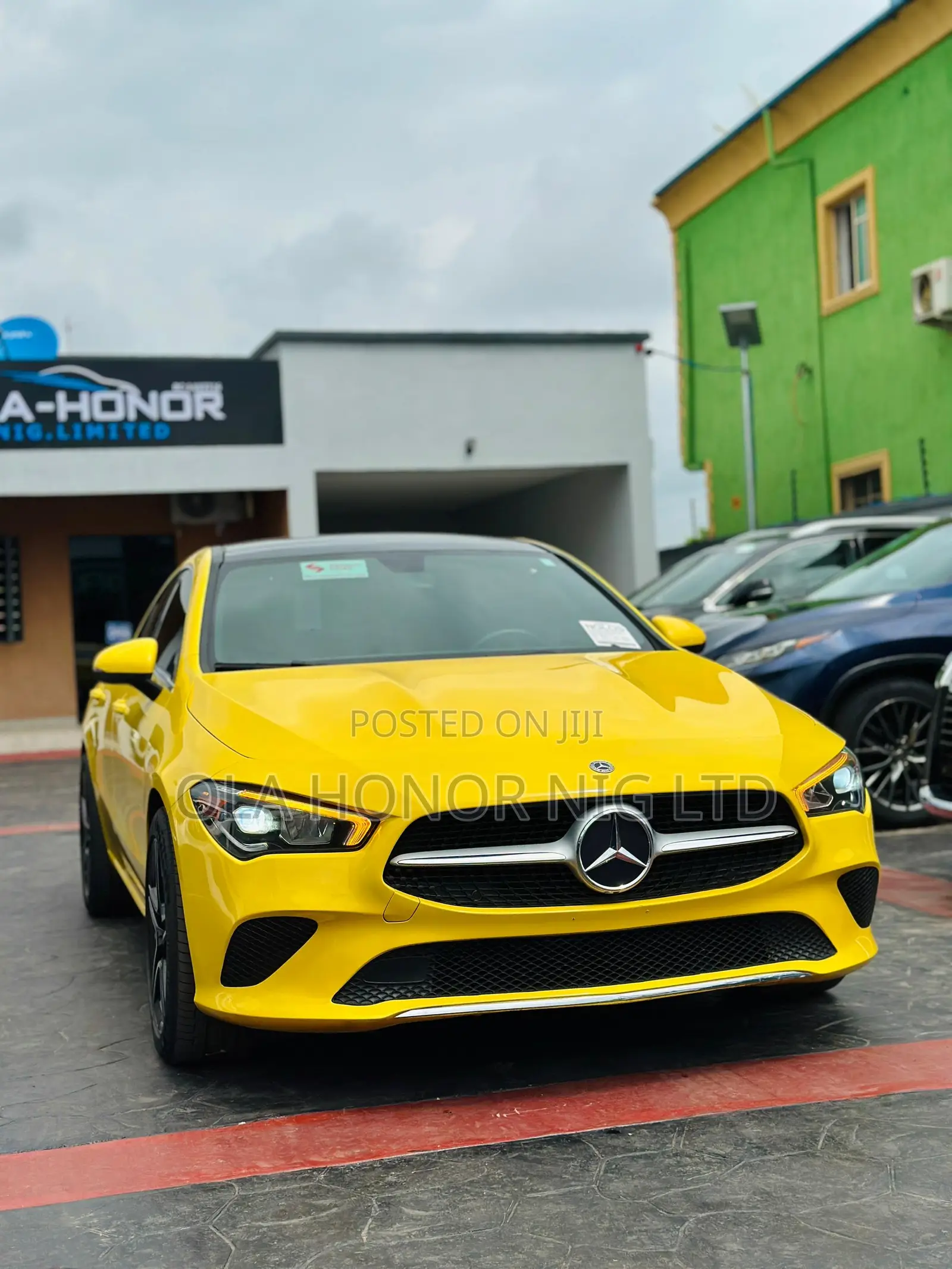 Mercedes-Benz CLA-Class CLA 250 Sedan 2020 Yellow
