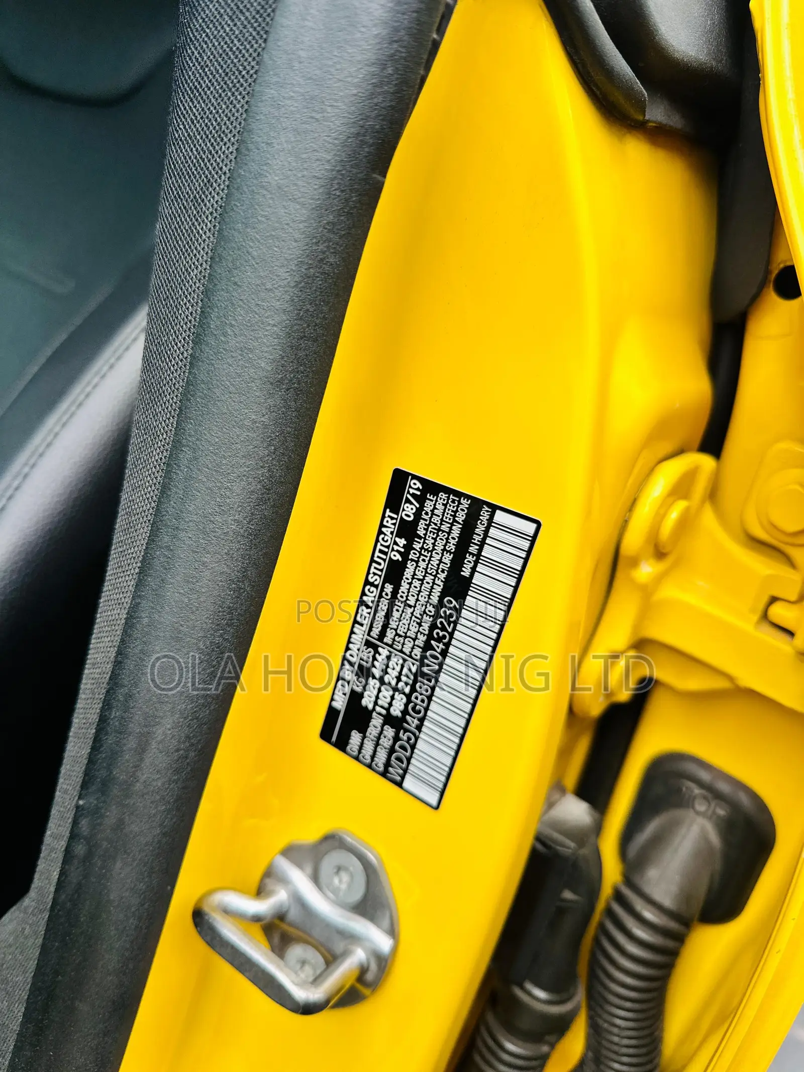 Mercedes-Benz CLA-Class CLA 250 Sedan 2020 Yellow