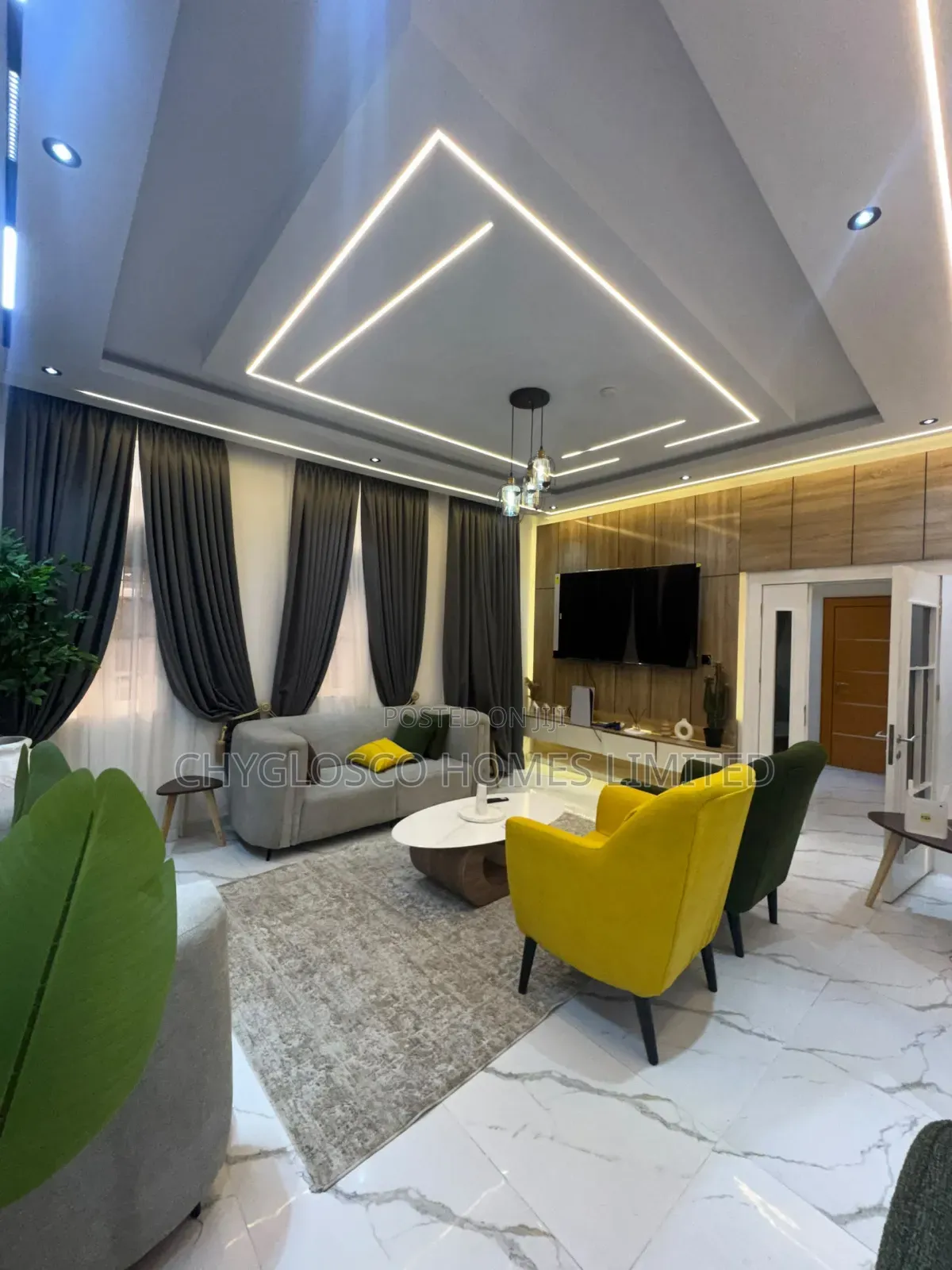 Furnished 4bdrm Duplex in New Layout for sale