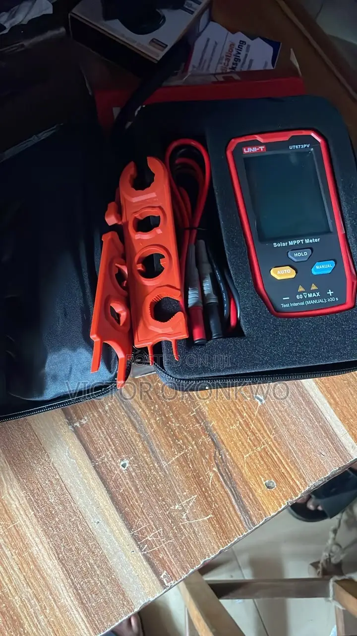 Solar MPPT Meter – Digital Solar Panel Tester and Analyzer