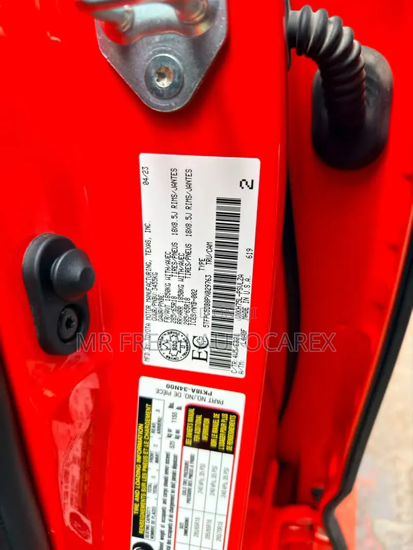 Toyota Tundra 2023 Red