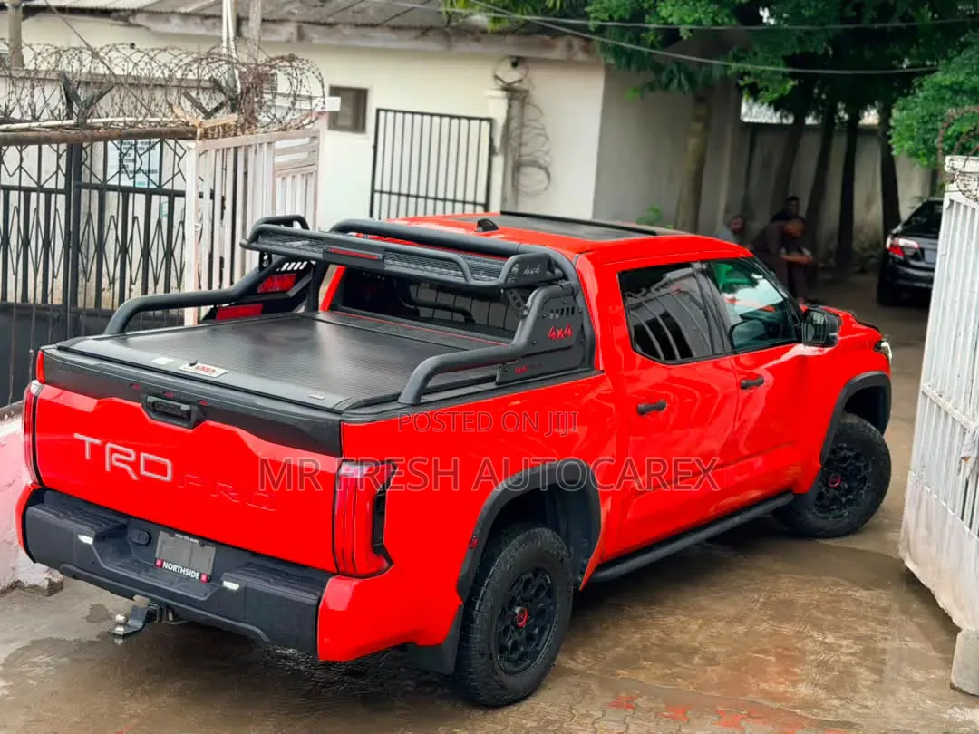 Toyota Tundra 2023 Red