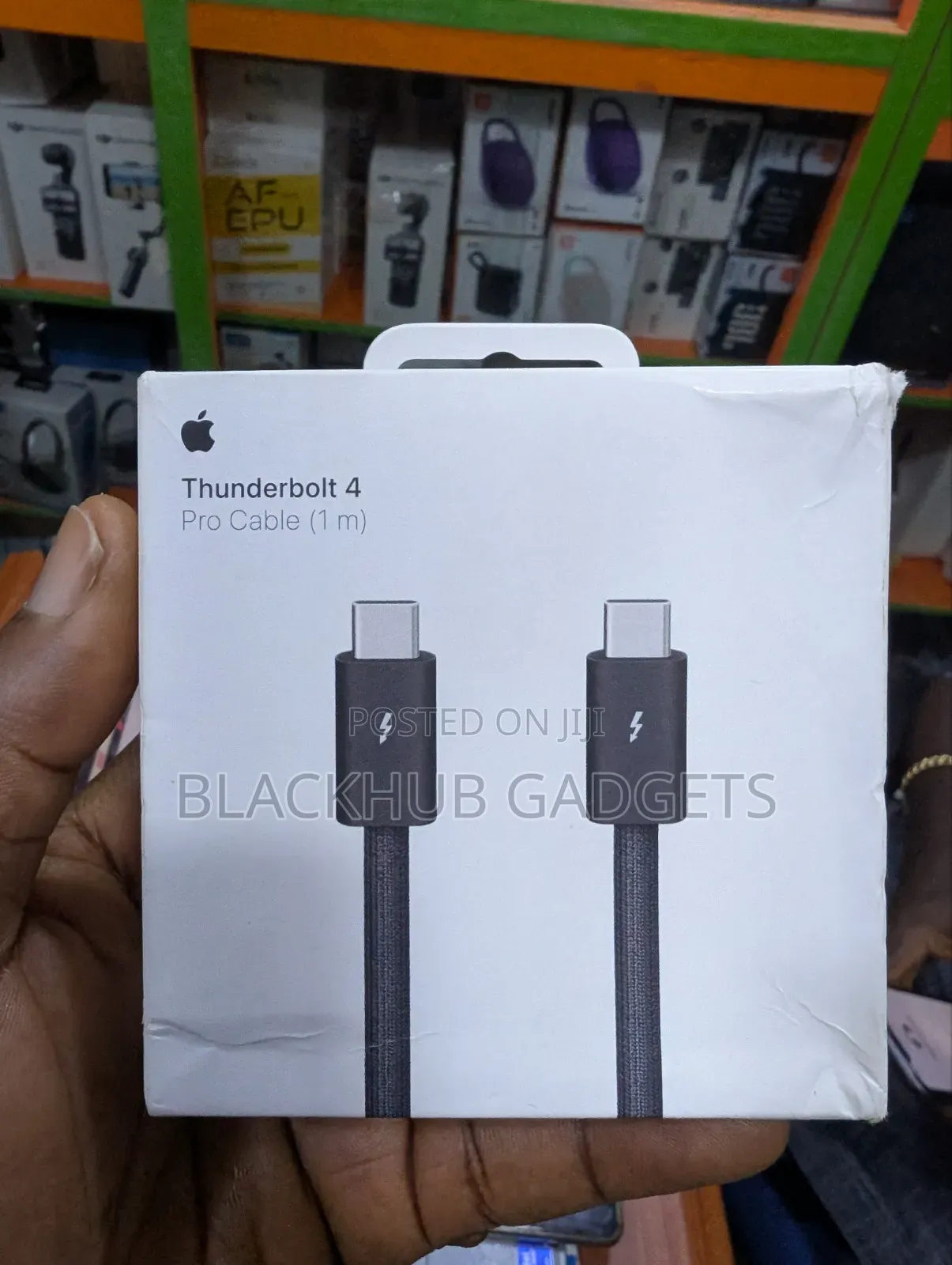Apple Thunderbolt 4 Pro Cable 1m
