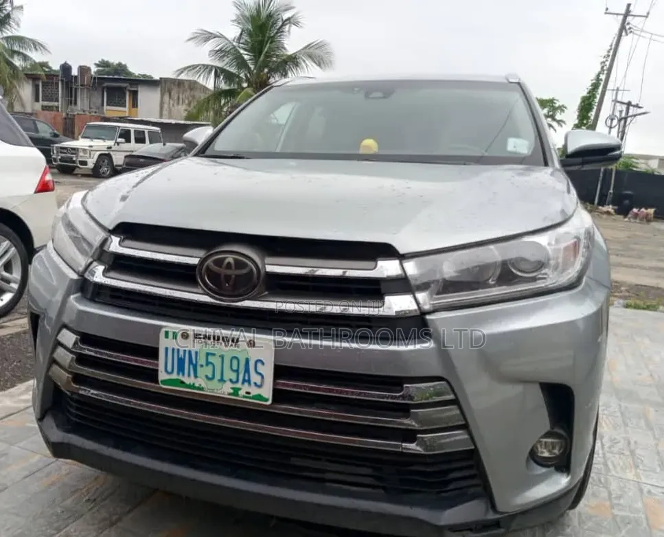 Toyota Highlander 2019 Gray