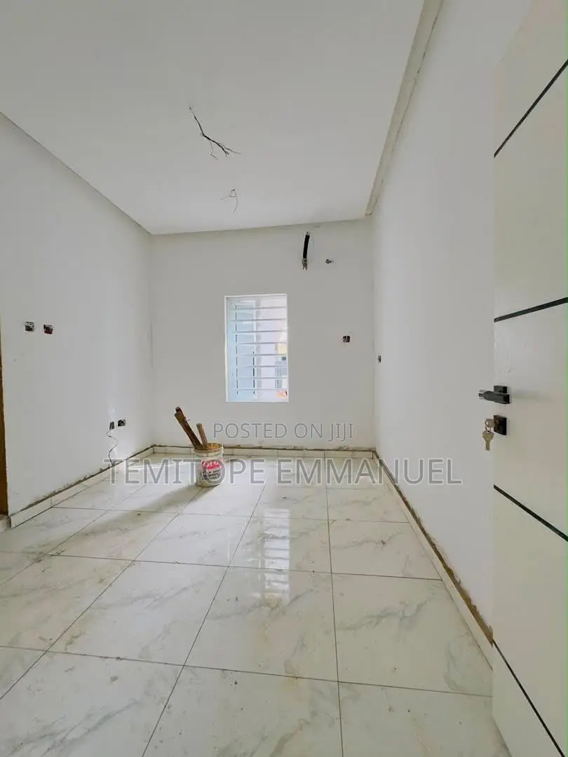 Furnished 3bdrm Apartment in Opebi for sale